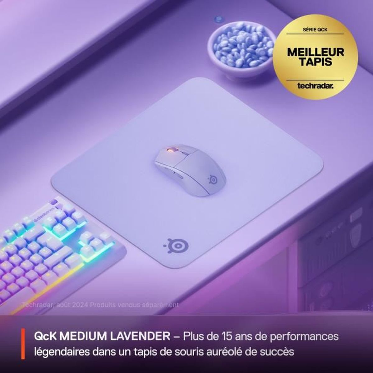 Tappetino per mouse da gioco bianco con mouse e tastiera, sfondo viola.