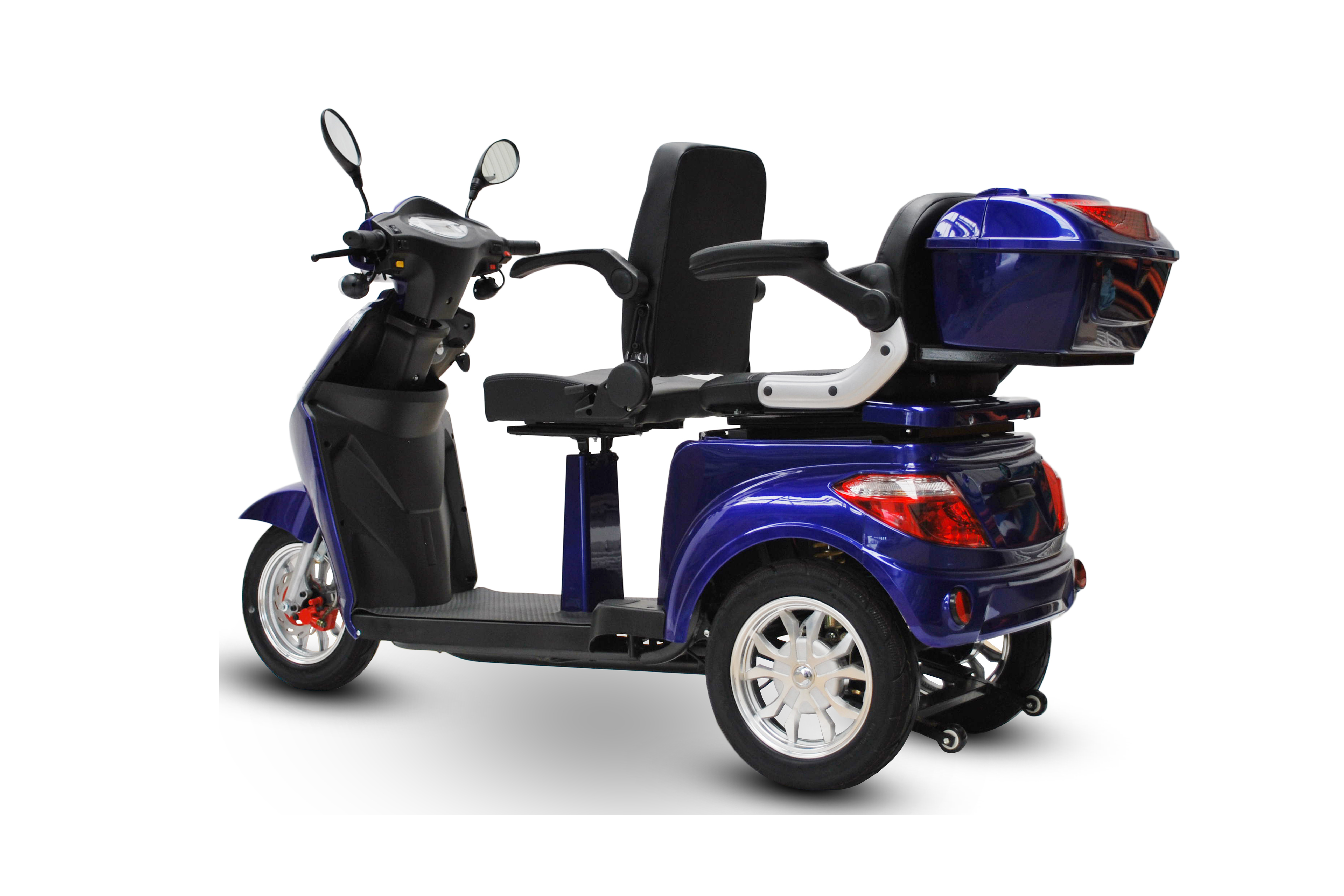 Ein dunkelblauer dreirädriger Elektromobil mit schwarzem Sitz und Staufach, von hinten rechts auf weißem Hintergrund gesehen.