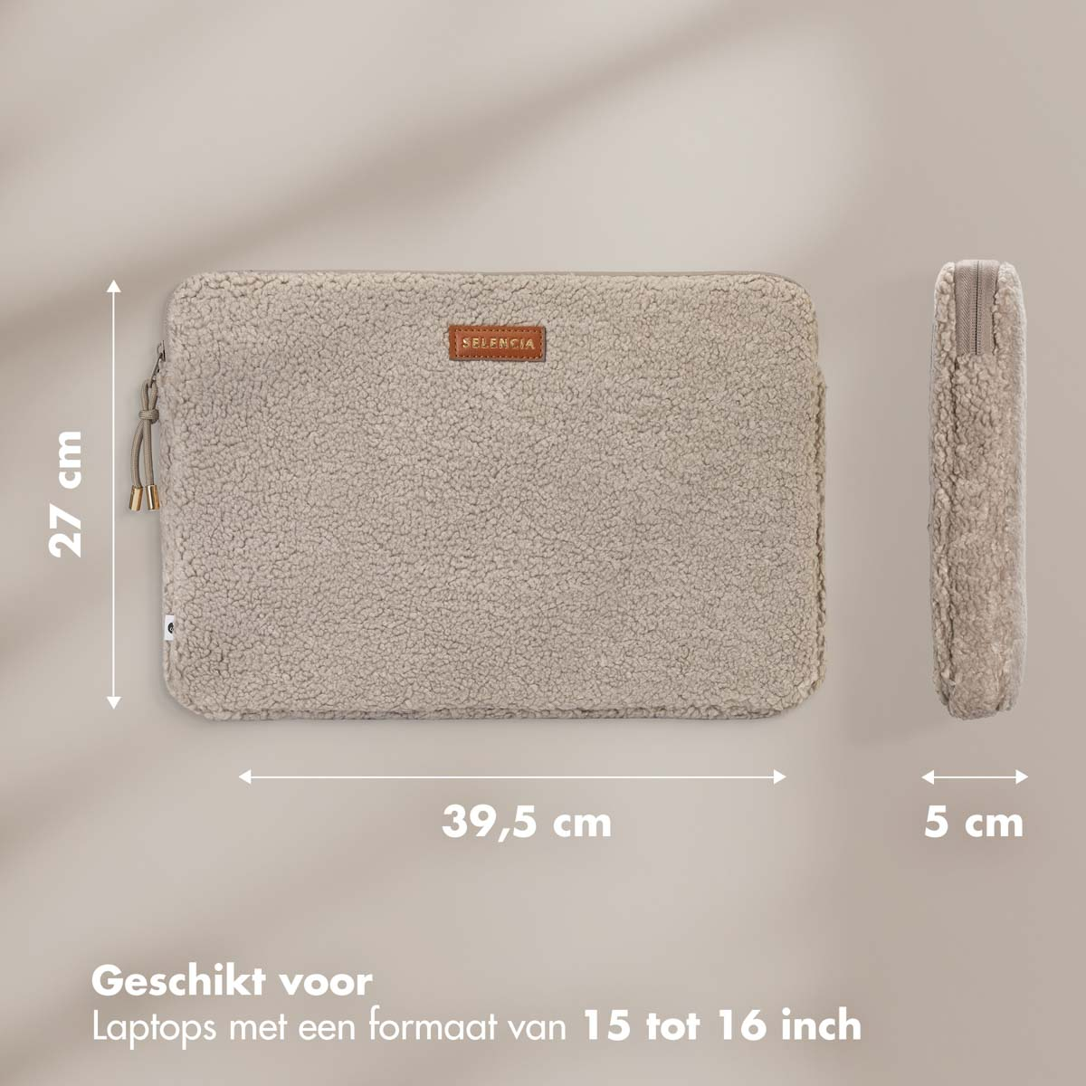 Gray teddy laptop sleeve, 39.5x27x5 cm, with leather label.