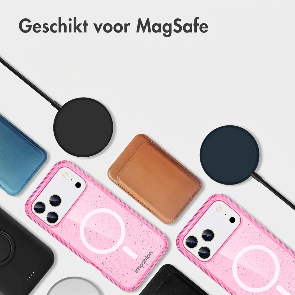 Plusieurs coques d'iPhone et chargeurs MagSafe sur fond blanc.