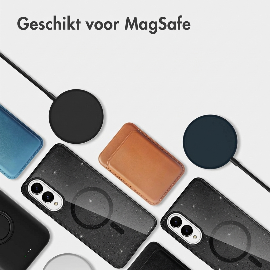 Meerdere MagSafe opladers en telefoonhoesjes in diverse kleuren liggen op een witte achtergrond.