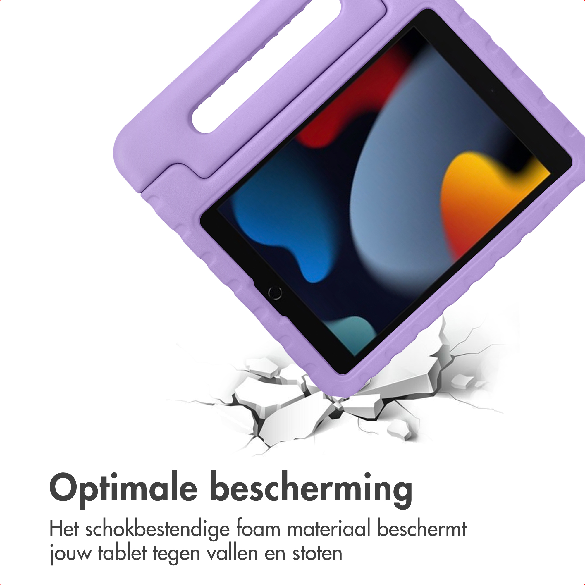 Étui violet pour tablette avec poignée tombant sur un sol fissuré.