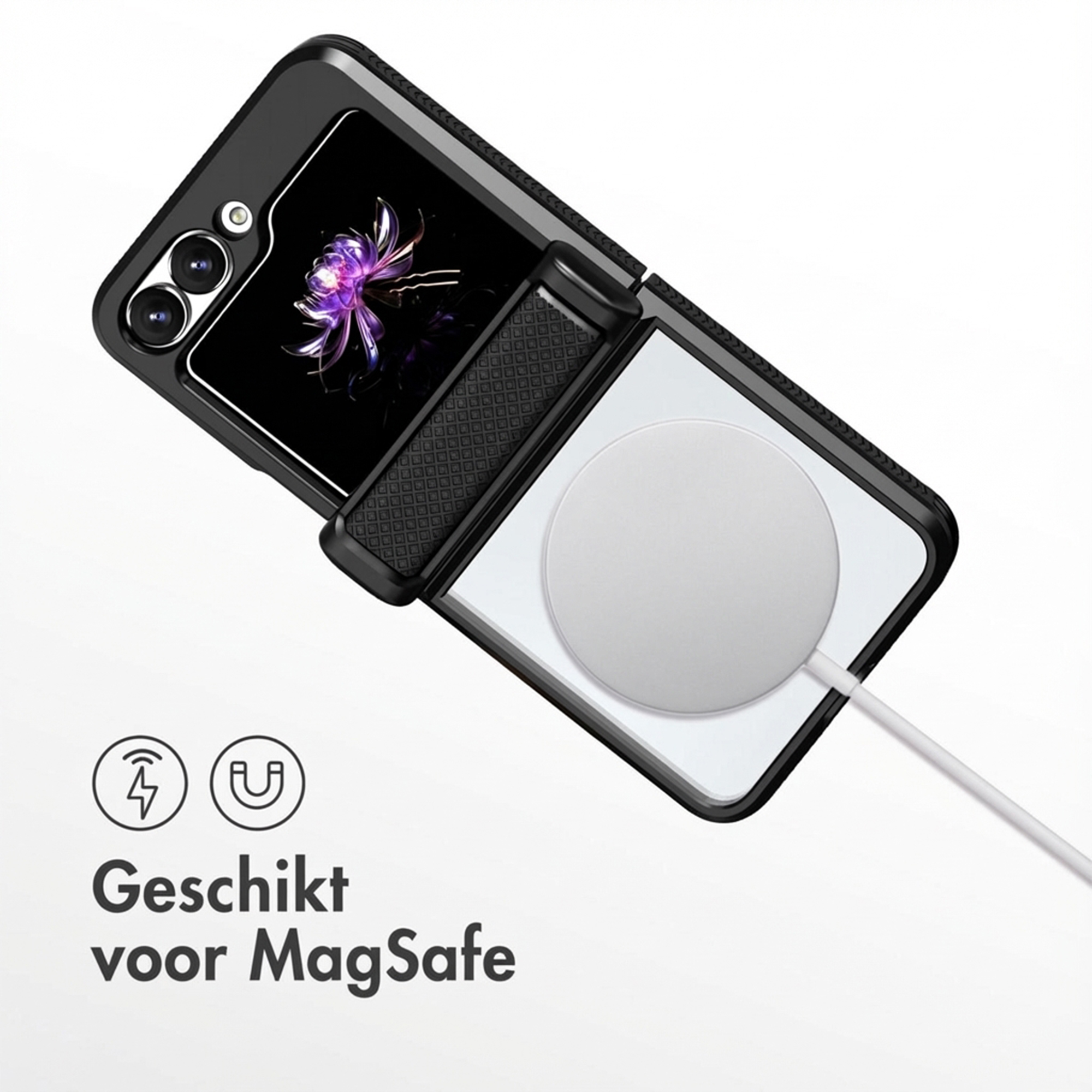 Een zwarte telefoon met MagSafe lader en kabel.