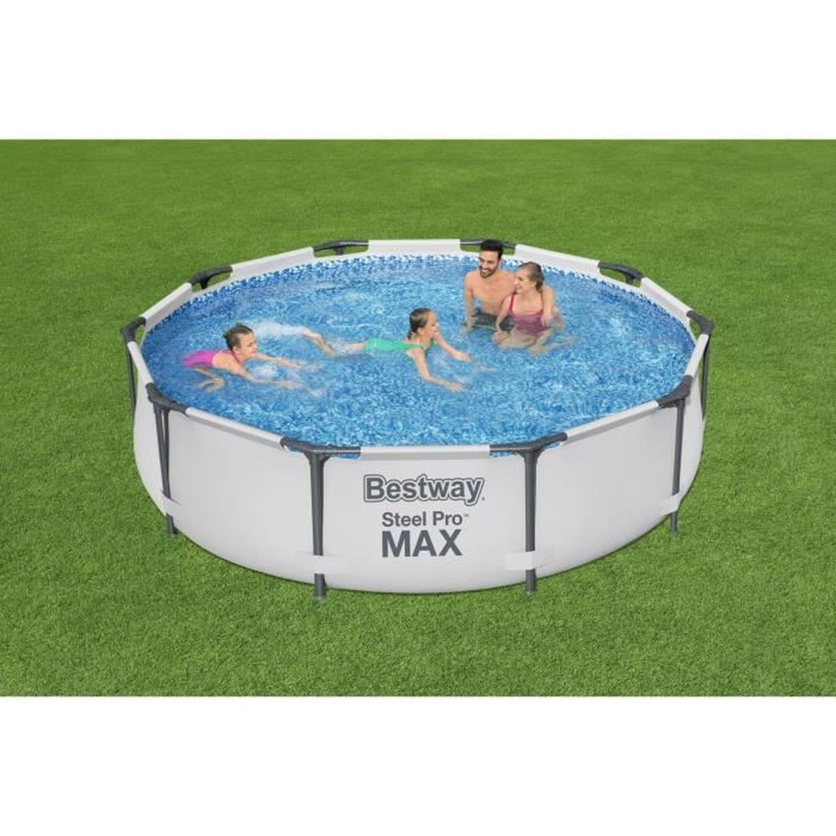 Rodzina pluska się w okrągłym basenie Bestway Steel Pro MAX na zielonym trawniku.