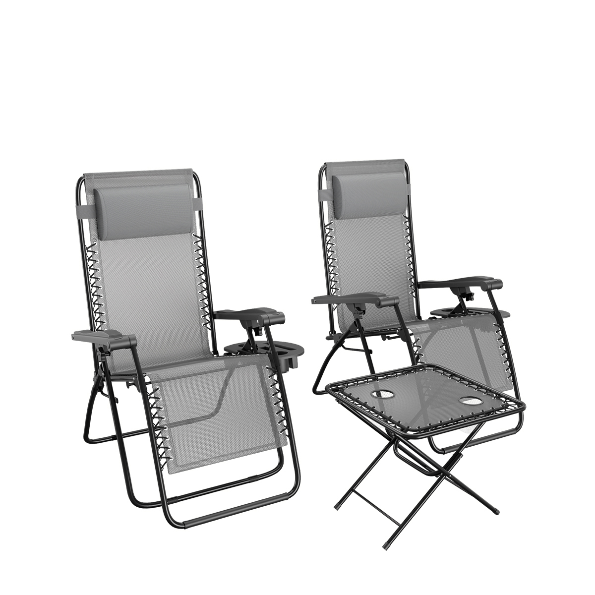 Twee grijze zero gravity stoelen met hoofdsteunen en bijzettafel op witte achtergrond.