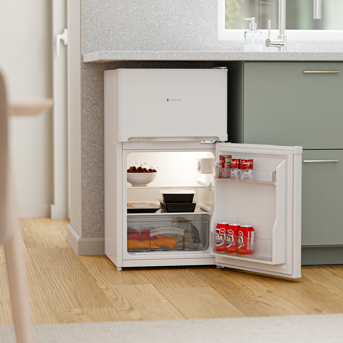 Un réfrigérateur blanc ouvert avec des aliments tels que des cerises, des carottes et des canettes.