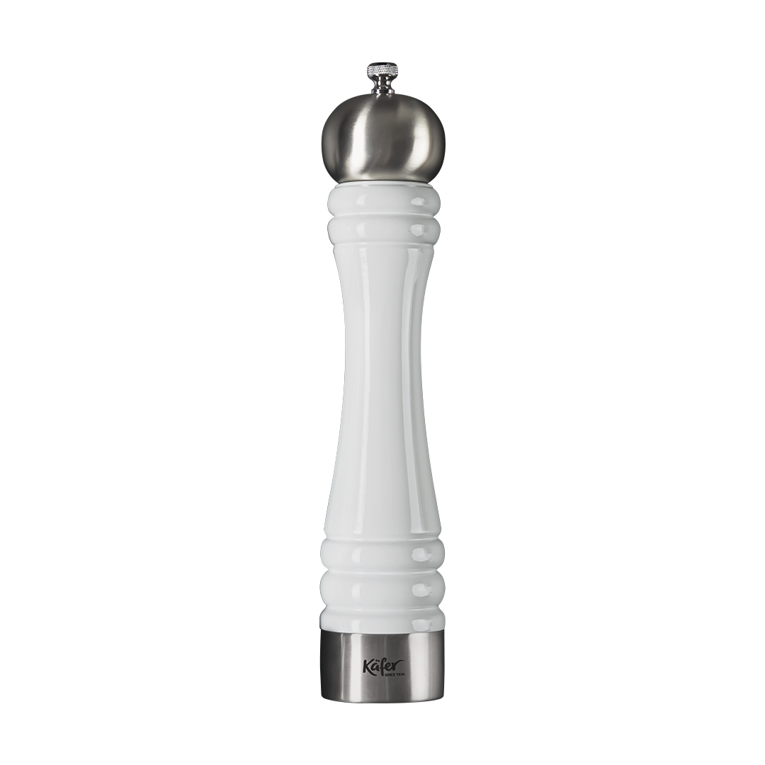 Eine weiße Keramik-Pfeffermühle mit silbernem Deckel und silbernem Sockel.