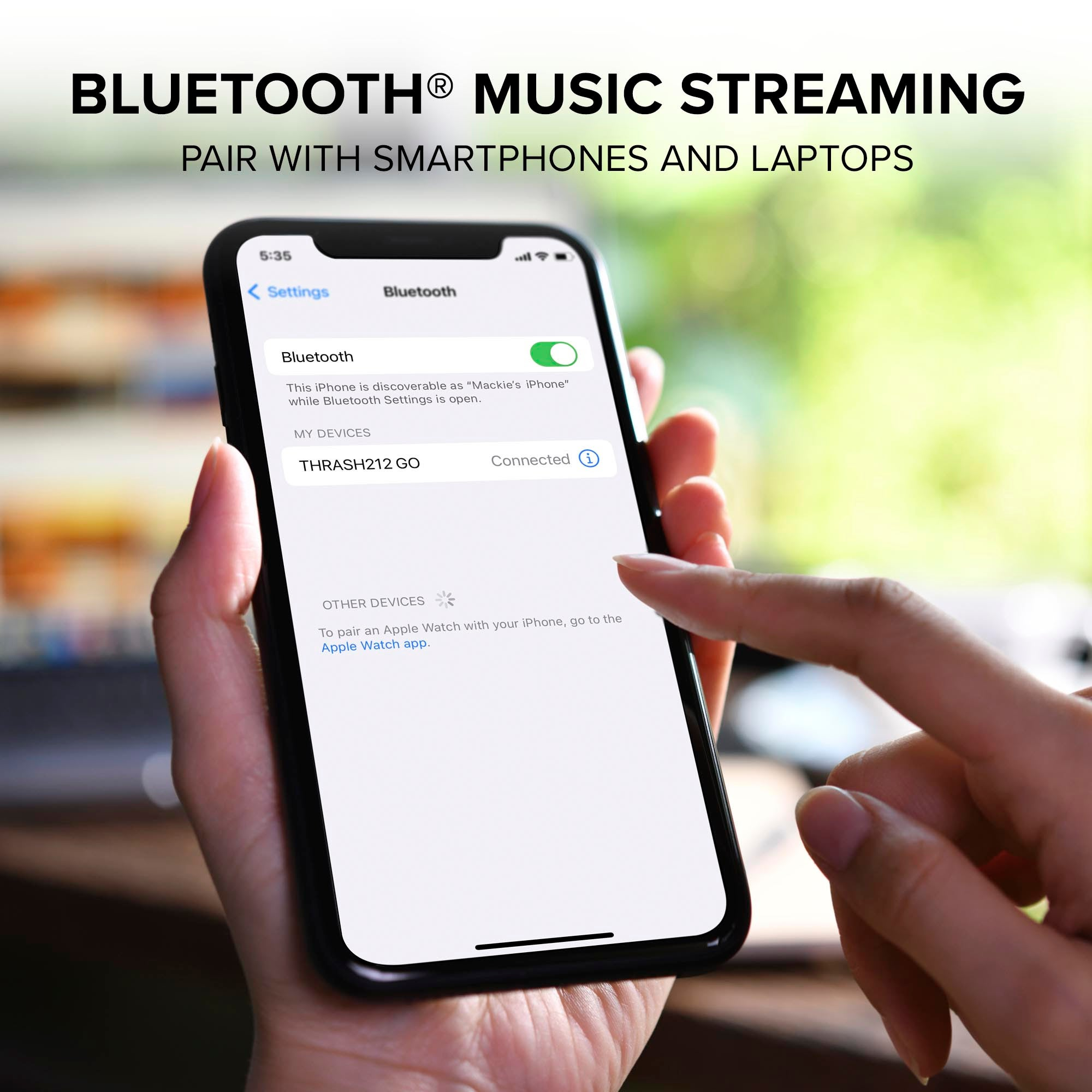 Un iPhone mostra le impostazioni Bluetooth con un dispositivo connesso.