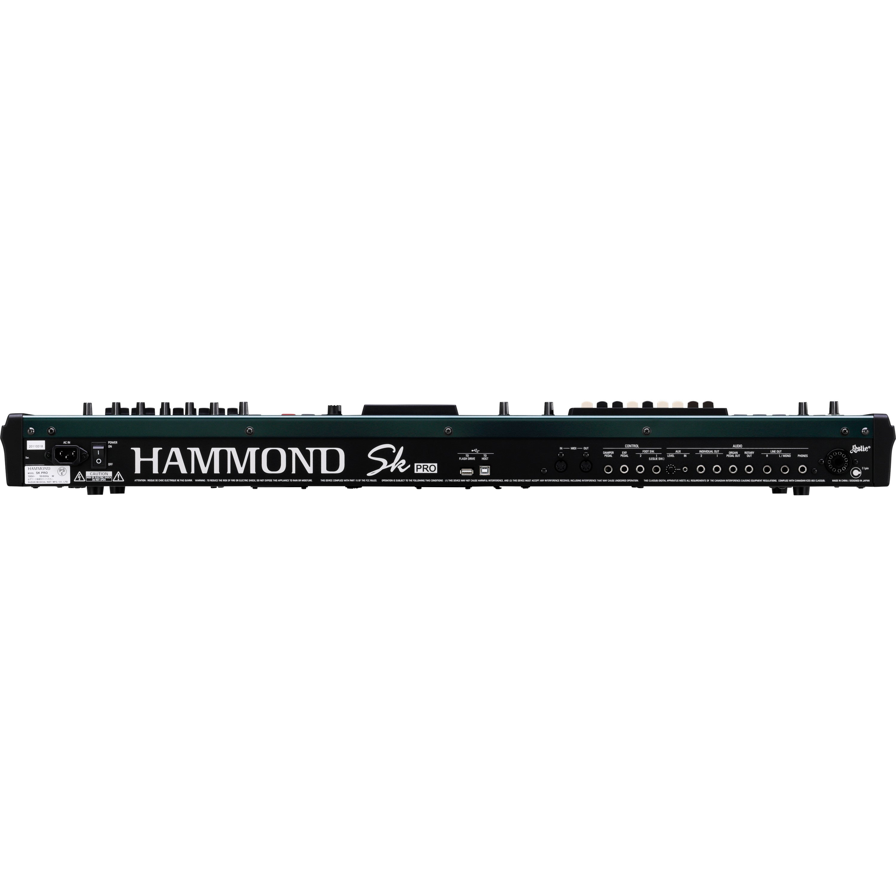Achterkant van een Hammond SK Pro keyboard met poorten en labels.