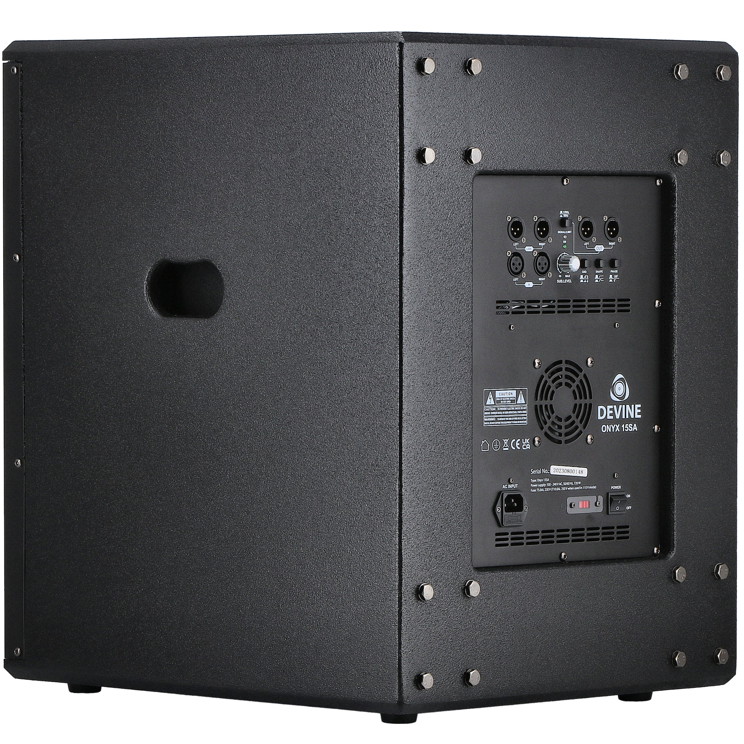 Zwarte subwoofer met aansluitpaneel, knoppen en belettering.