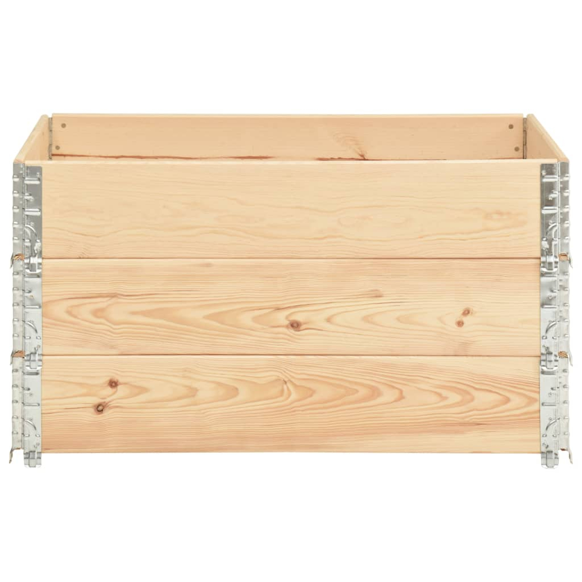 Ein hölzerner Kasten mit drei Brettern und Metallbeschlägen.