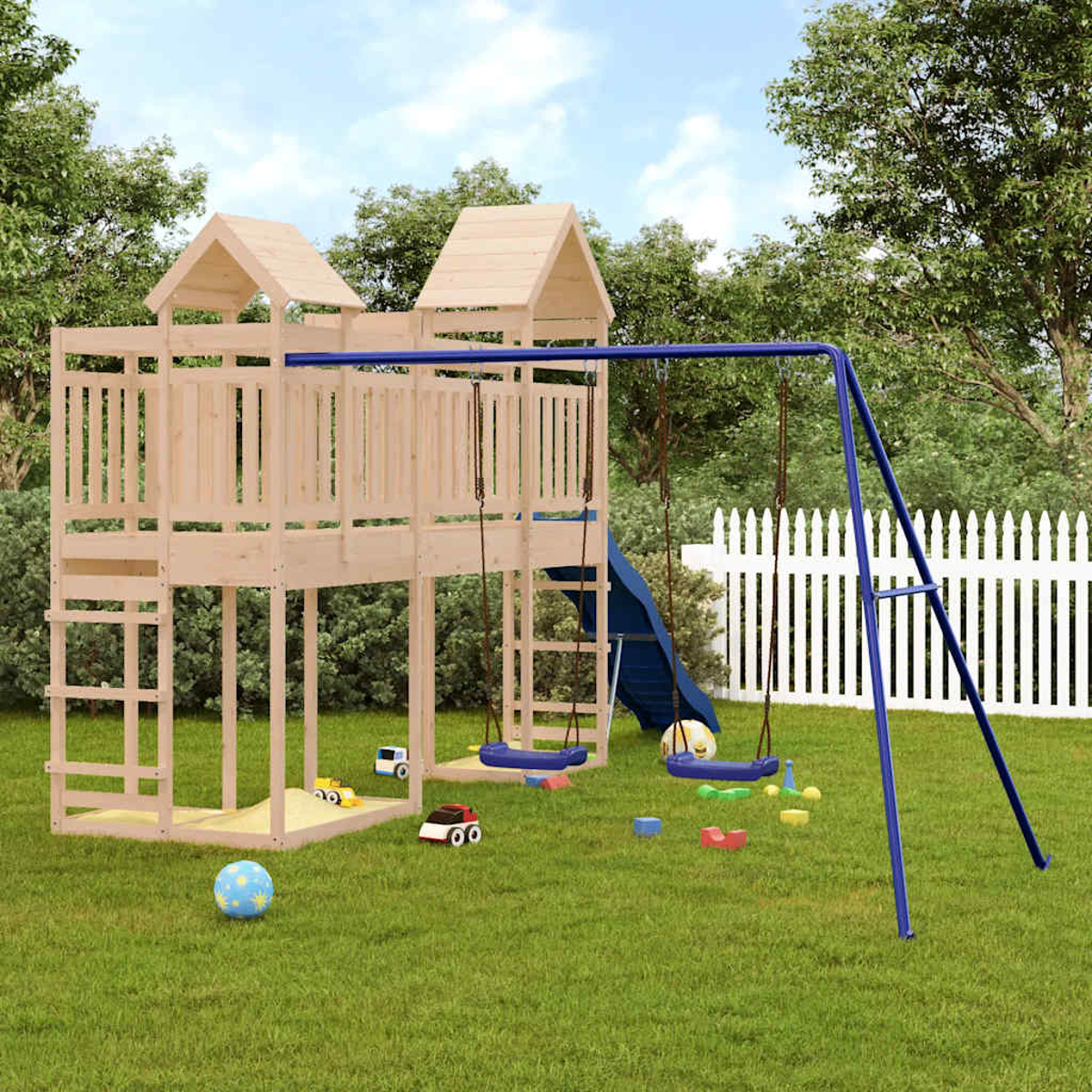 Ein hölzerner Spielturm mit Schaukeln, Rutsche und Sandkasten im Garten.