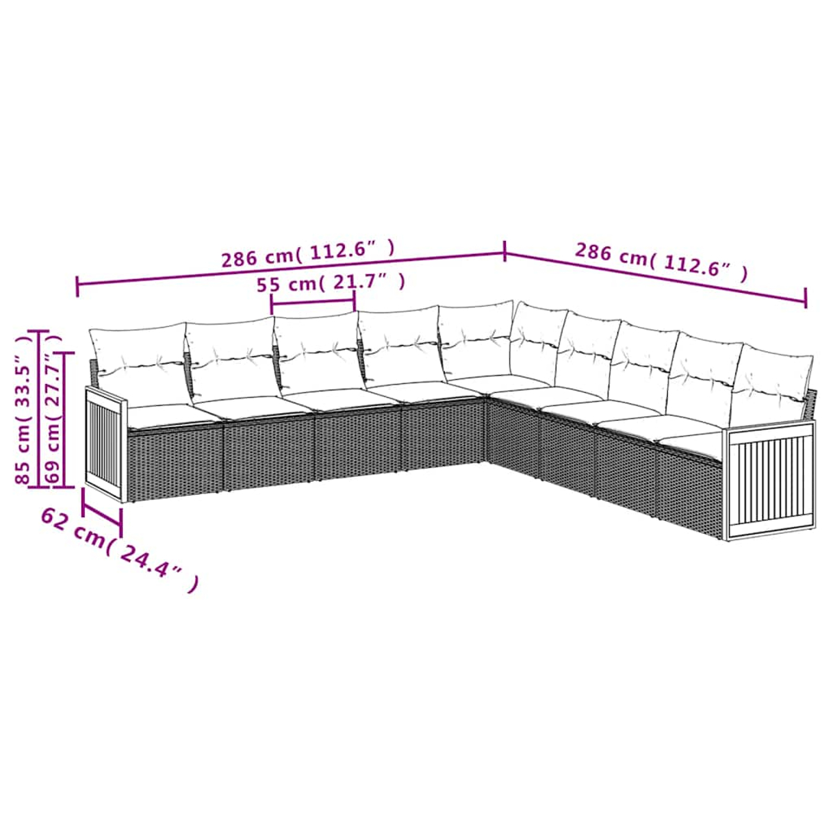 Eine L-förmige Lounge-Garnitur aus Rattan mit weißen Kissen. Maße sind angegeben.