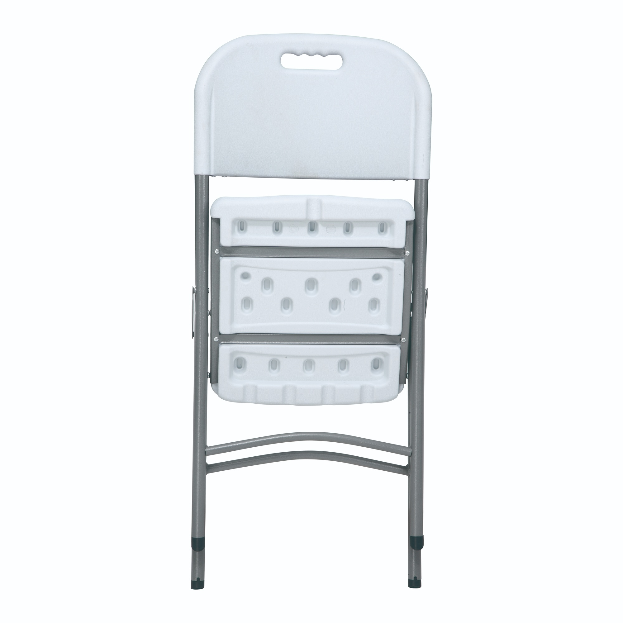 Una silla plegable blanca con patas y asiento de metal plateado.