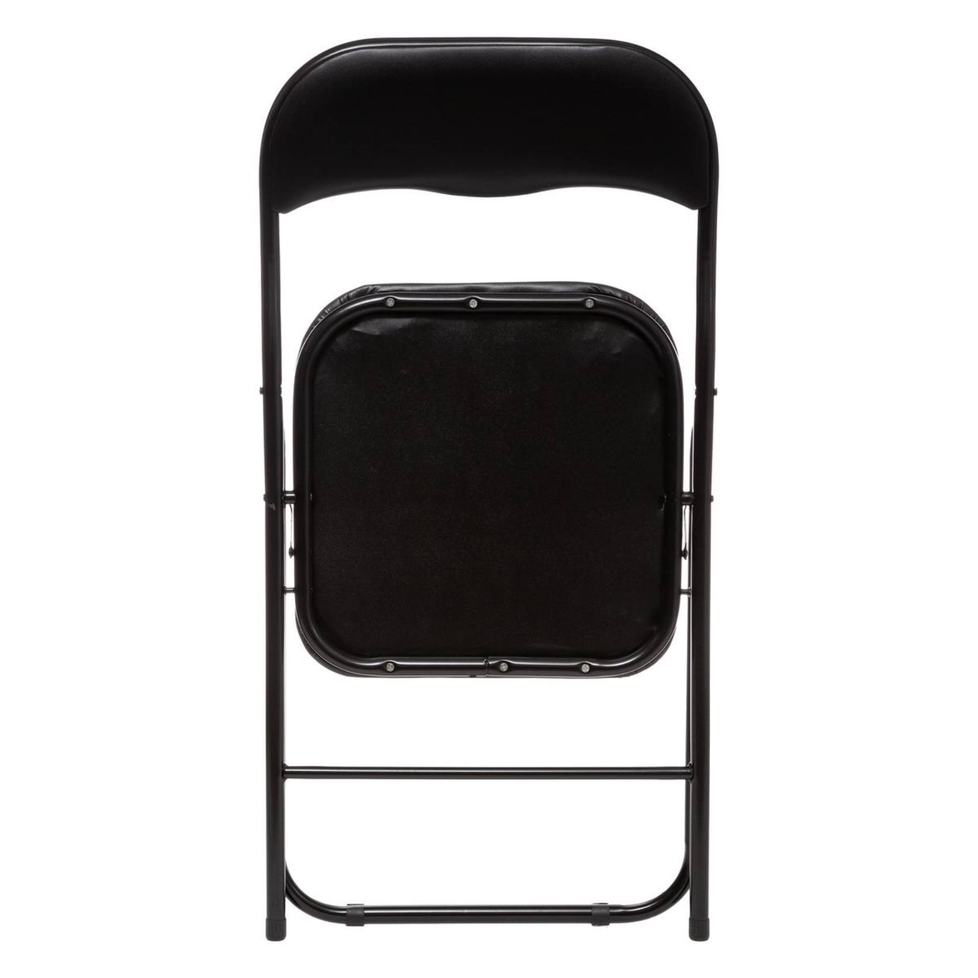 Una silla plegable negra con asiento y respaldo acolchados.