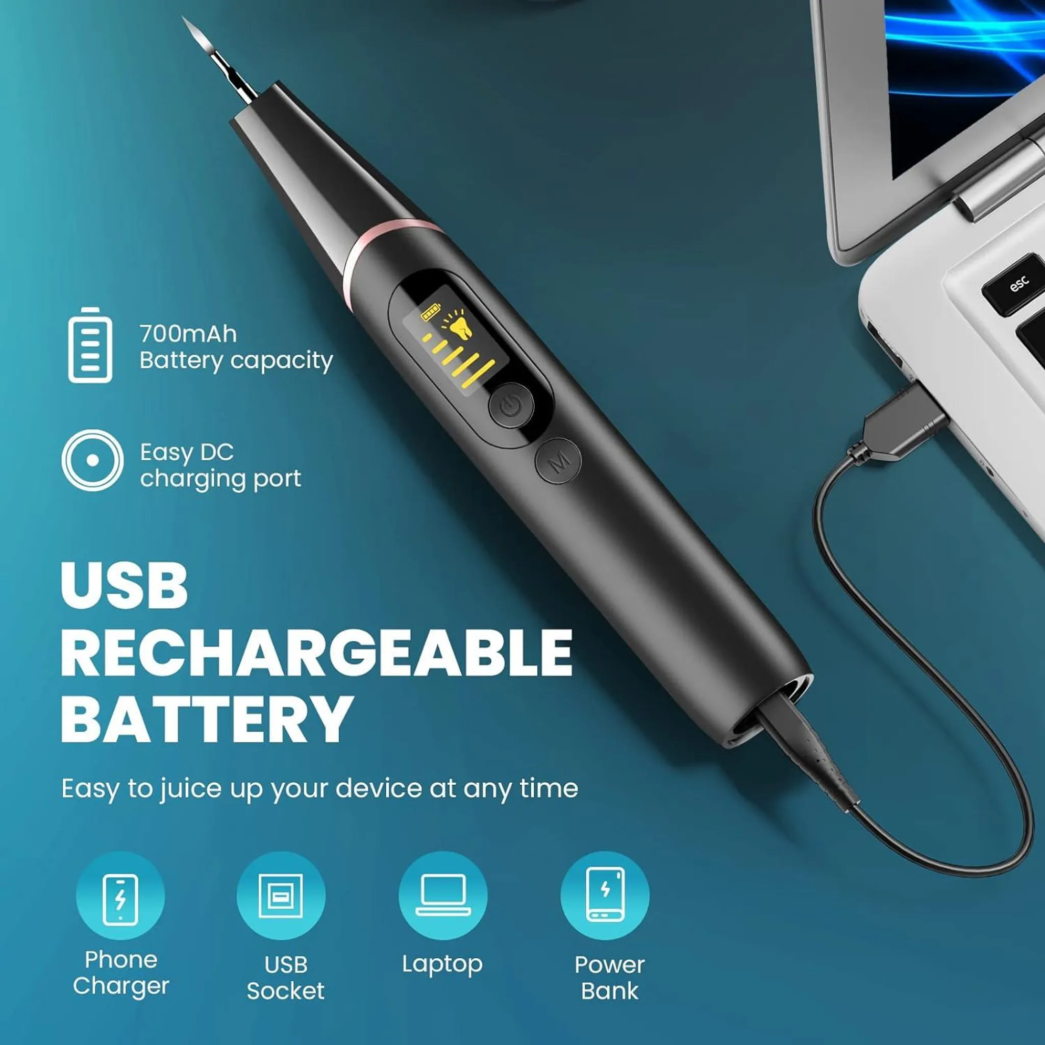 Schwarzes Dentalreinigungswerkzeug mit USB-Ladekabel, das an einem Laptop angeschlossen ist.