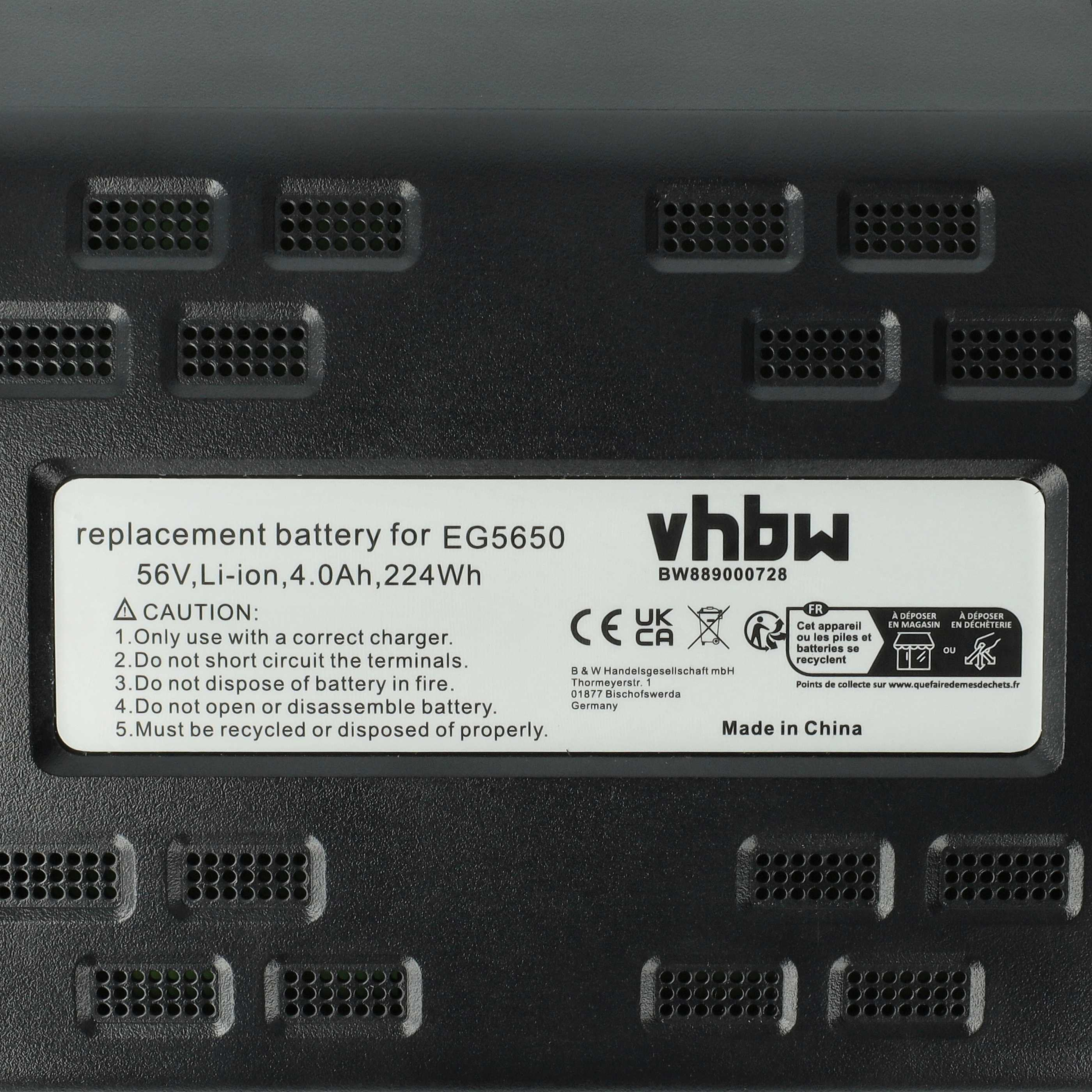 Schwarzer Akku mit Aufkleber: 56V Li-ion, 4.0Ah, 224Wh. caution warnings.