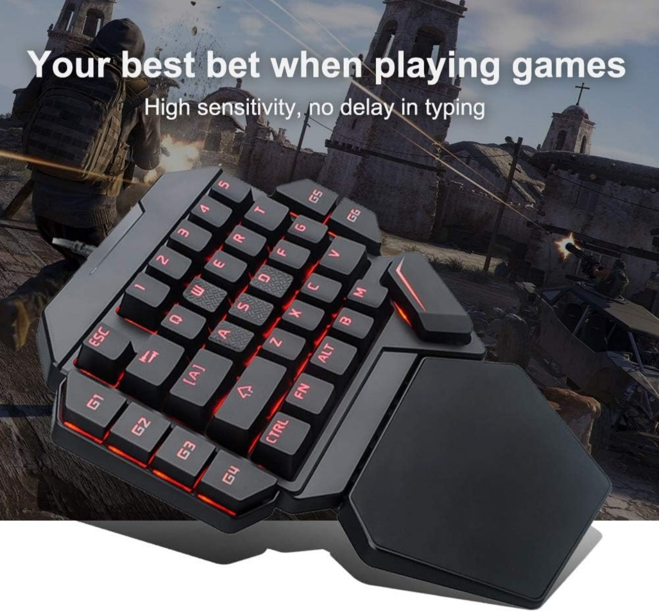 Gaming-Tastatur mit roter Hintergrundbeleuchtung vor einer Kampfszene.