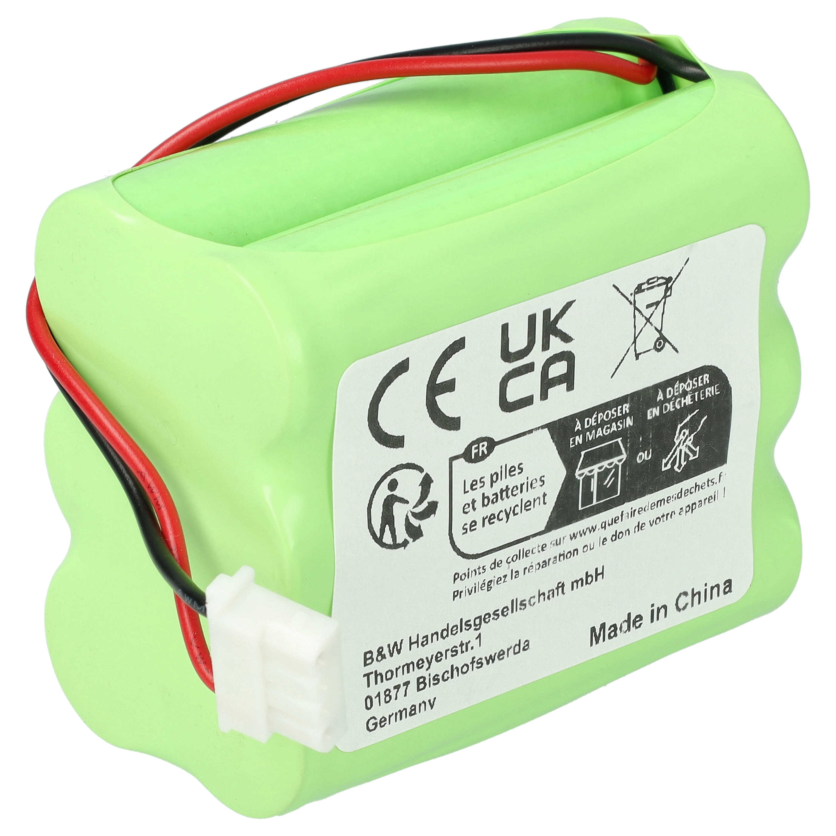 Grüne Batterie mit roten und schwarzen Kabeln und CE-, UK-CA-Symbolen.