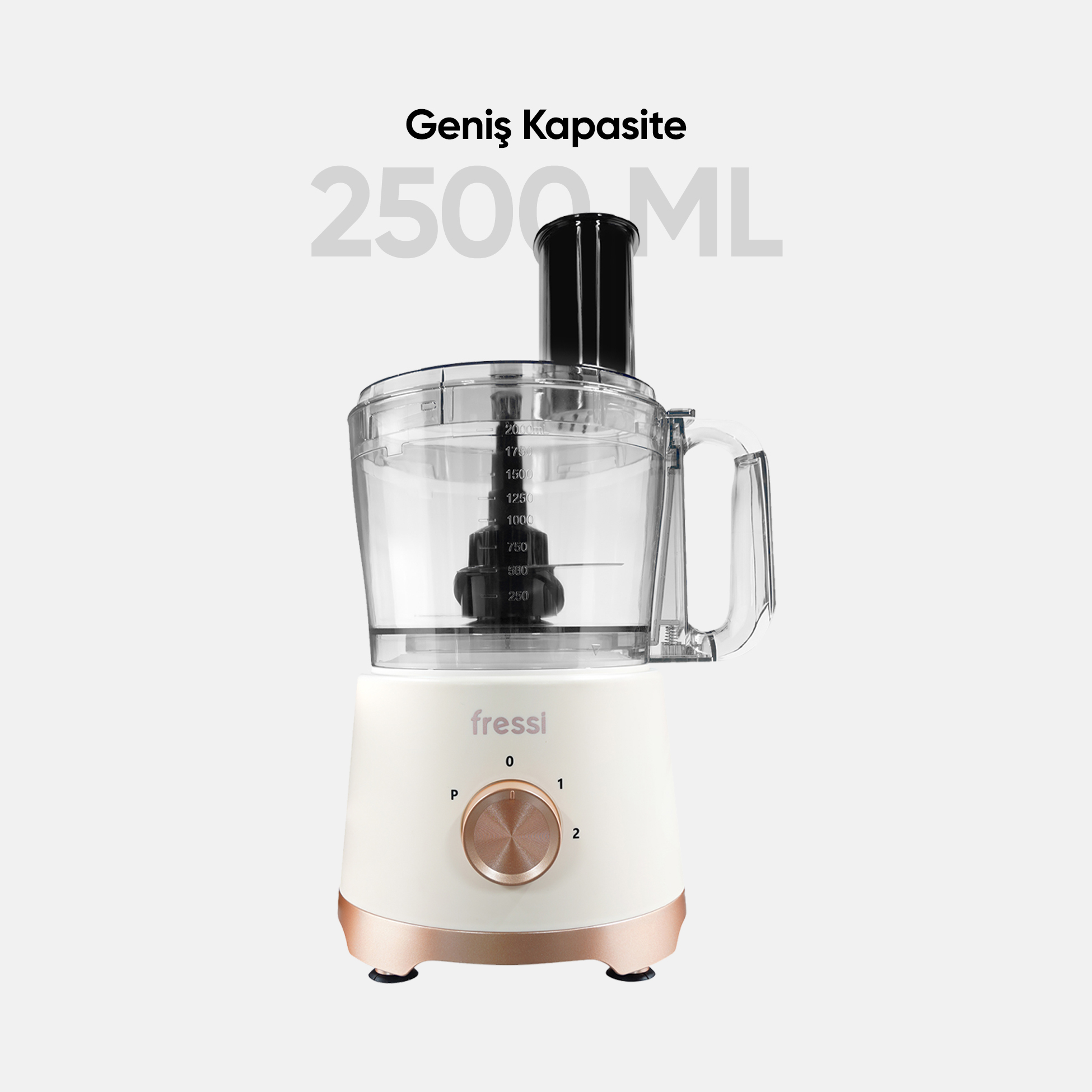 Şeffaf hazne, siyah kapak ve rose gold detaylara sahip krem rengi mutfak robotu.