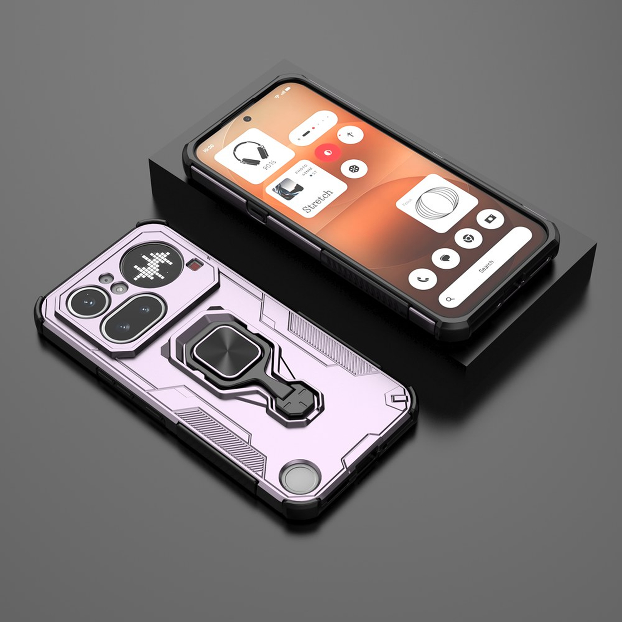 Twee telefoons, één met paarse hoes en ring, de andere met donkere behuizing.