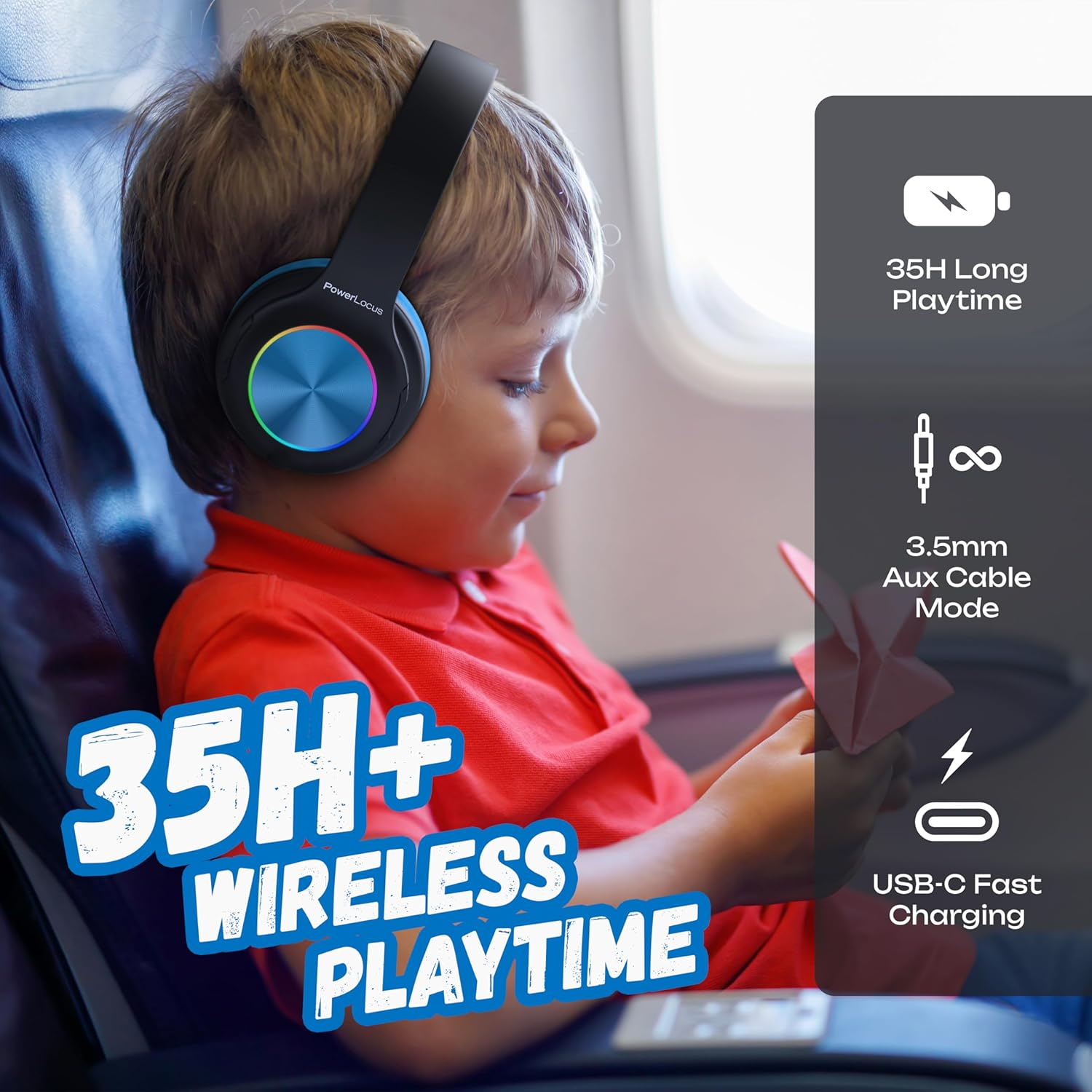 Garçon portant un casque dans un avion. Texte : 35H+ Lecture sans fil.