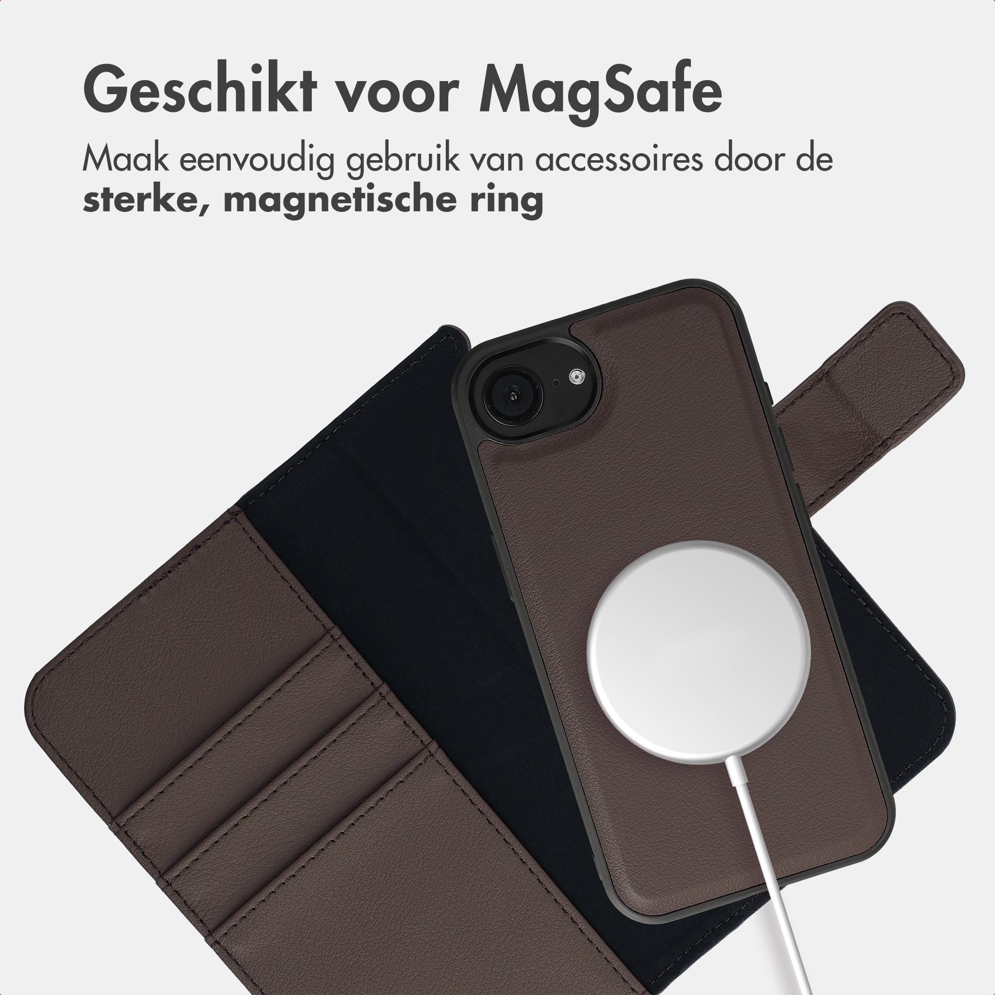 Braune Handyhülle mit MagSafe-Ladegerät und Kartenfächern.