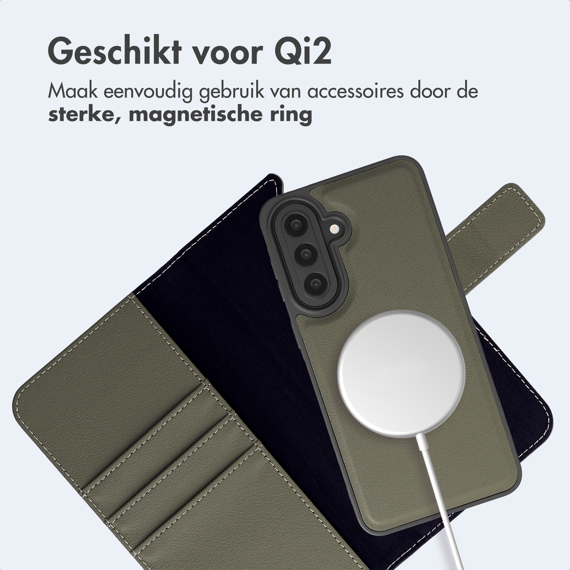 Grüne Handyhülle mit Magnetring und Ladekabel auf weißem Hintergrund.