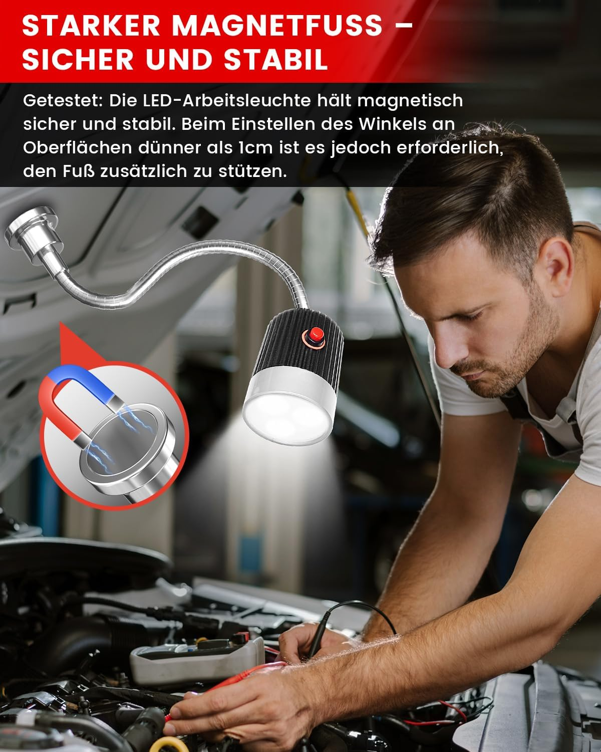 Ein Mechaniker arbeitet am Motor eines Autos, beleuchtet von einer magnetischen LED-Lampe.