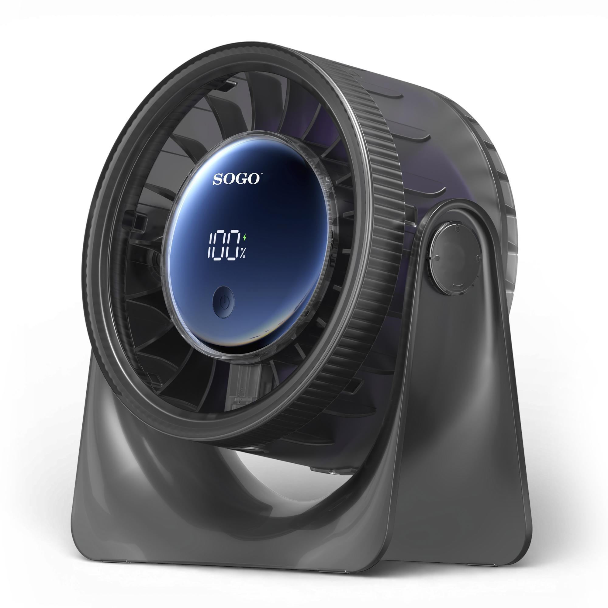 Un ventilador Sogo oscuro con pantalla digital que muestra 100%.