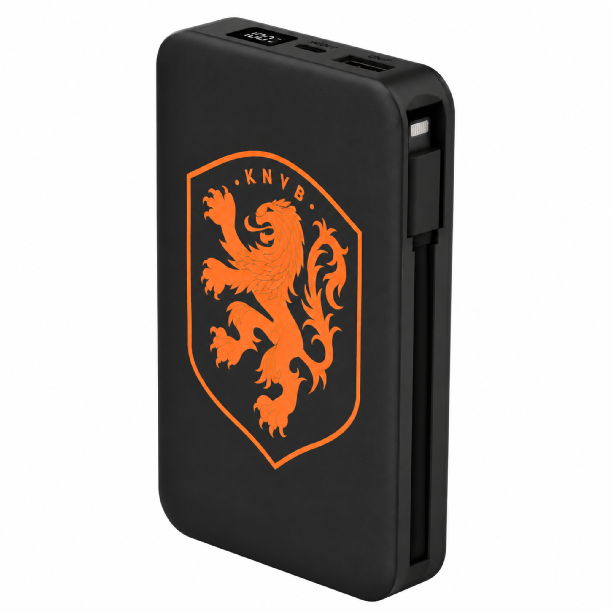 Zwarte powerbank met oranje leeuwenwapen en digitaal display.