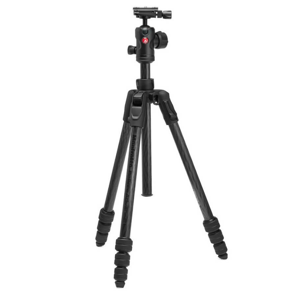 Een zwart Manfrotto statief met balhoofd wordt getoond tegen een witte achtergrond.
