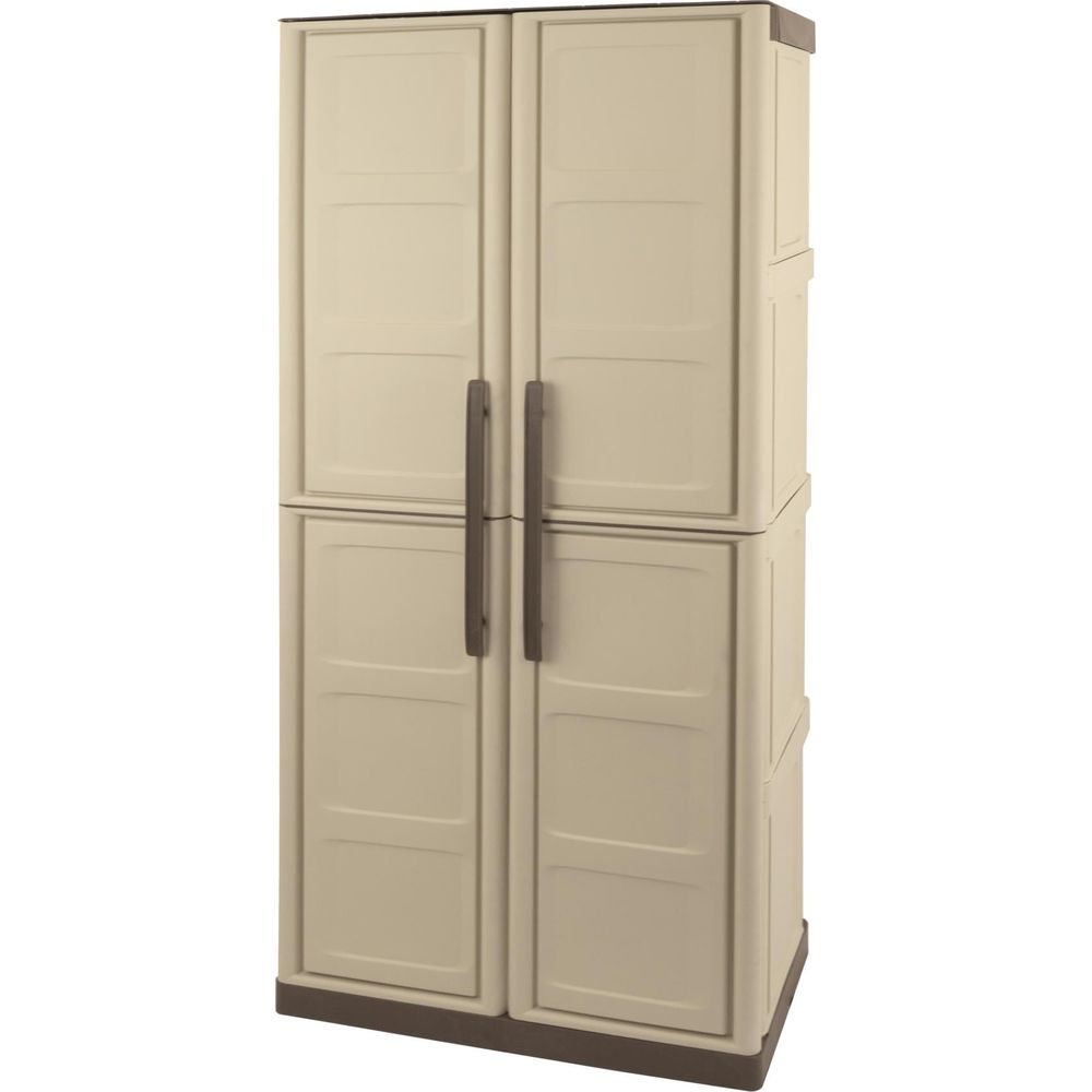Armario alto beige con dos puertas arriba y abajo, tiradores marrones.