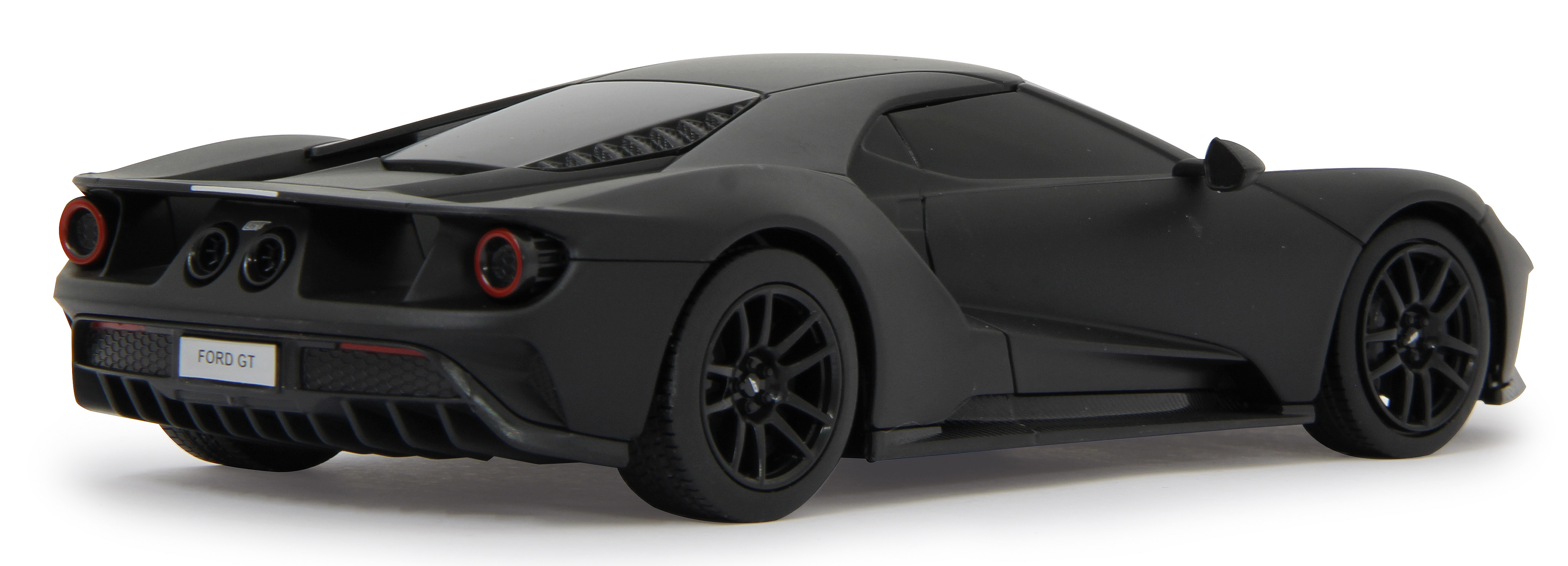 Schwarzer Ford GT mit mattschwarzer Karosserie und dunklen Felgen.