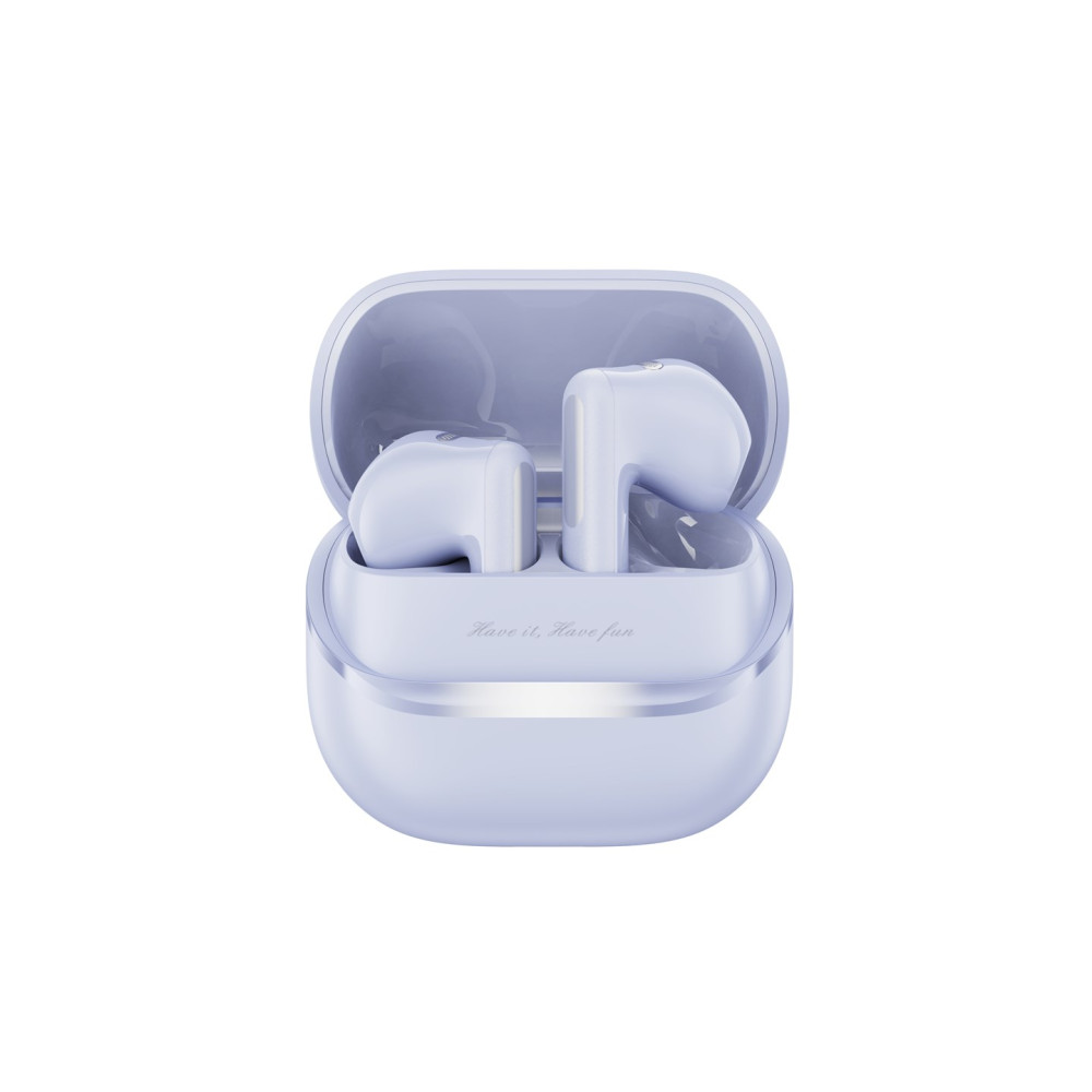 Una custodia lavanda con due auricolari wireless. La custodia dice "Have it, Have fun".
