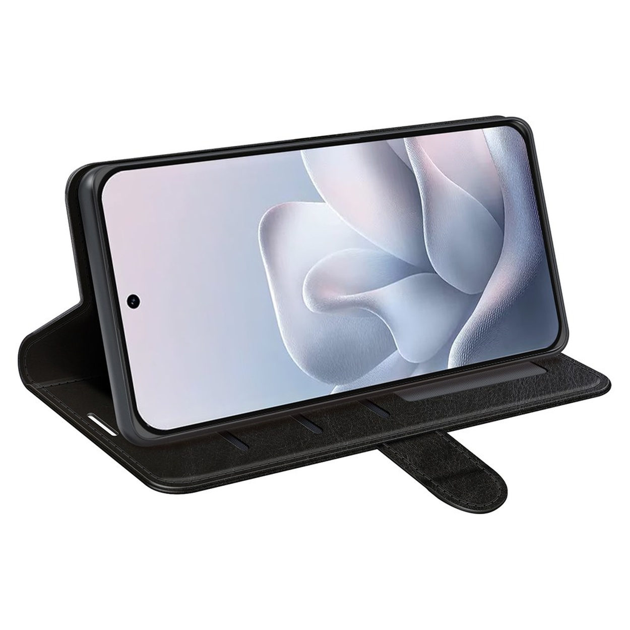 Un smartphone noir dans un étui portefeuille ouvert avec fond abstrait.