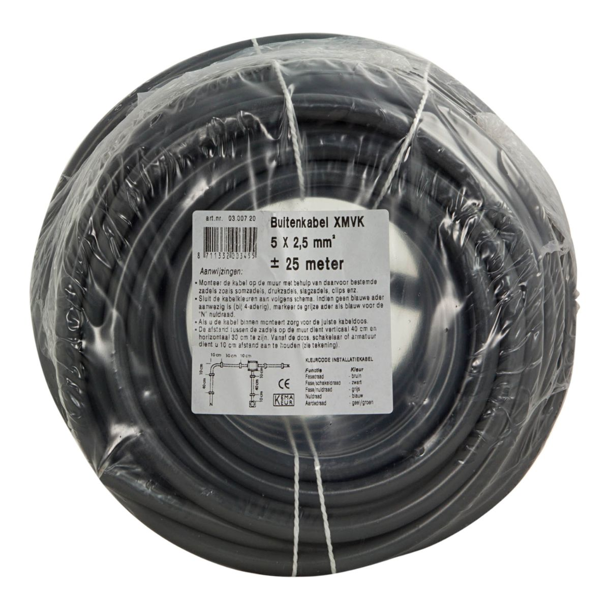 Câble électrique noir enroulé et emballé dans du plastique, avec étiquette.