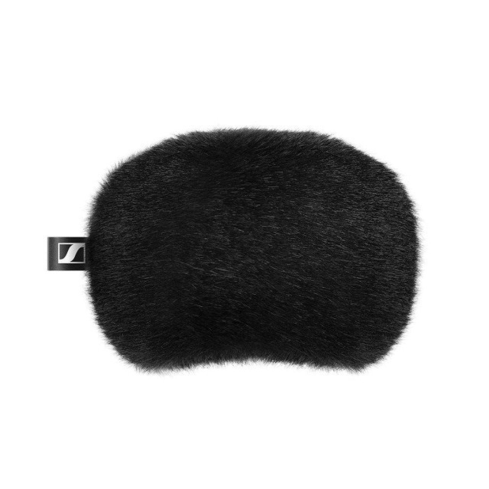 Czarny futrzany ochraniacz przeciwwiatrowy z srebrnym logo na białym tle.