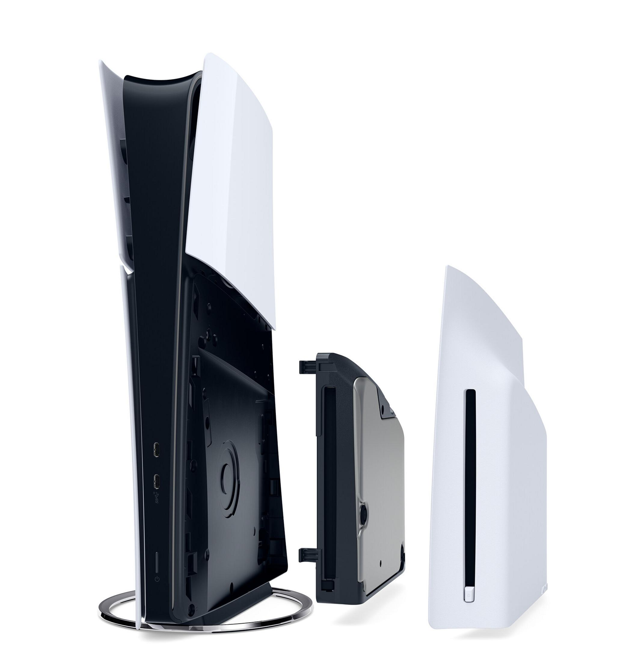 Console Playstation 5 con pannelli laterali bianchi e unità disco rimossi.