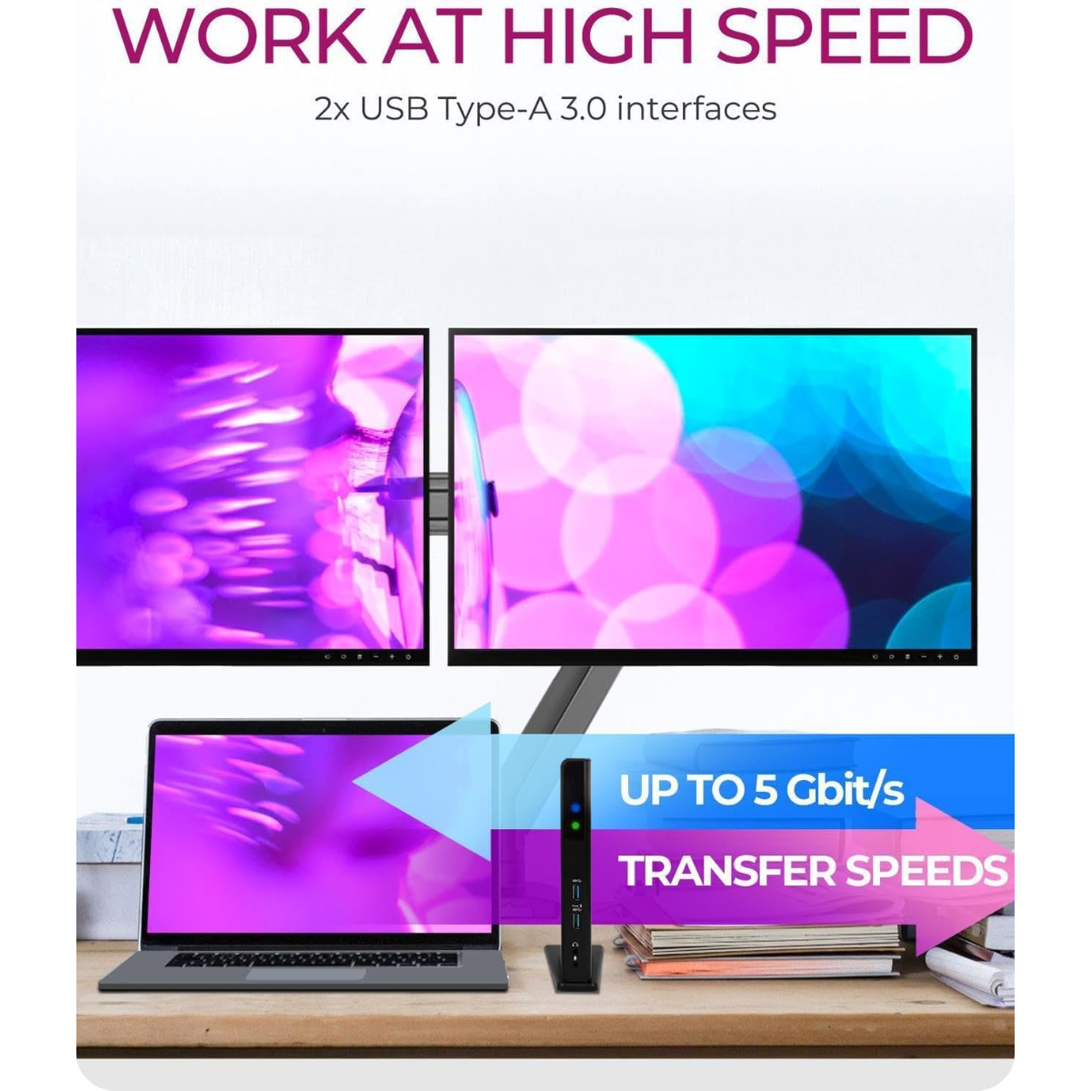 Zwei Monitore, Laptop und USB-Hub auf einem Schreibtisch. Schnelle Übertragung.