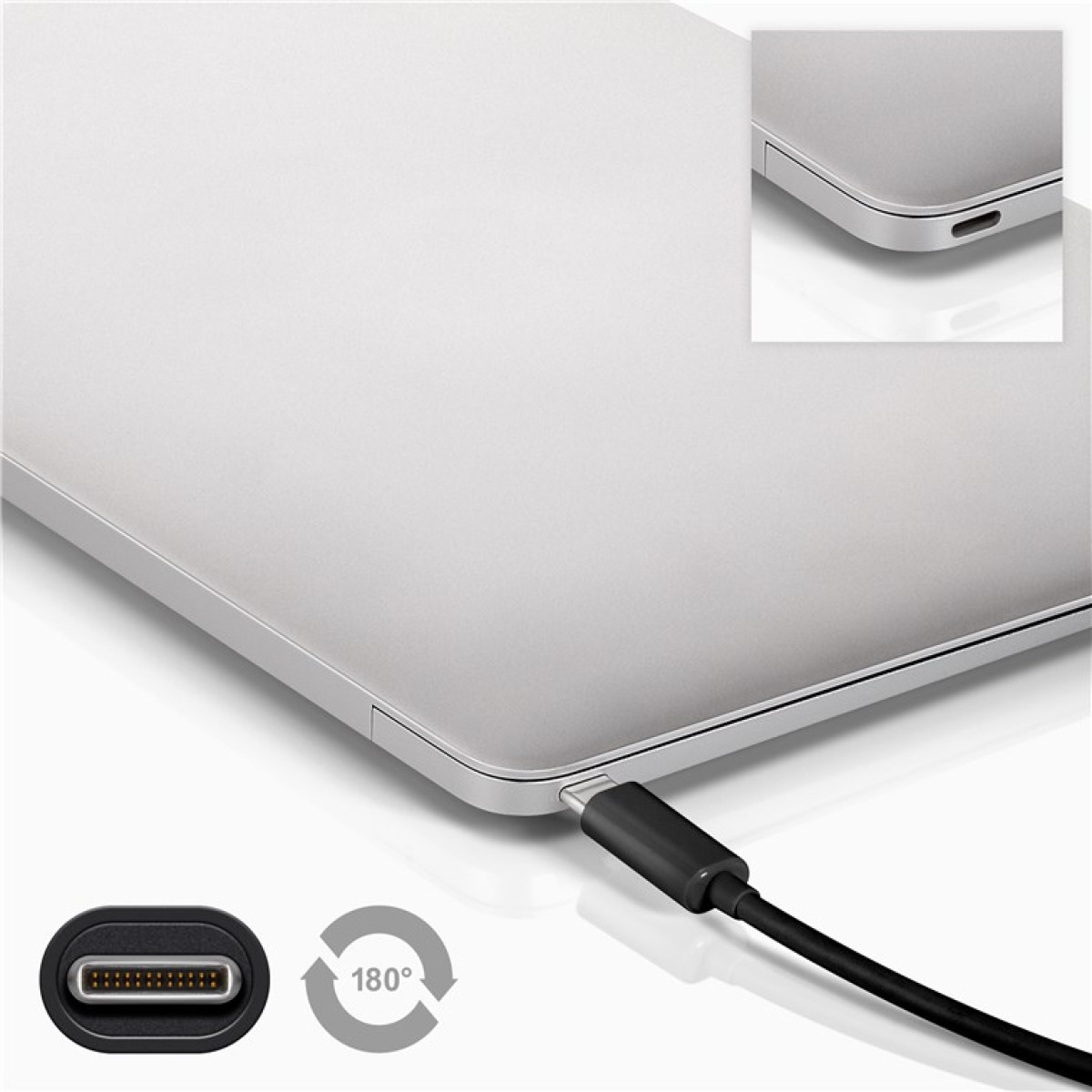 Ein schwarzes USB-C-Kabel wird in einen silbernen Laptop eingesteckt. Daneben ein Anschluss und ein 180°-Symbol.