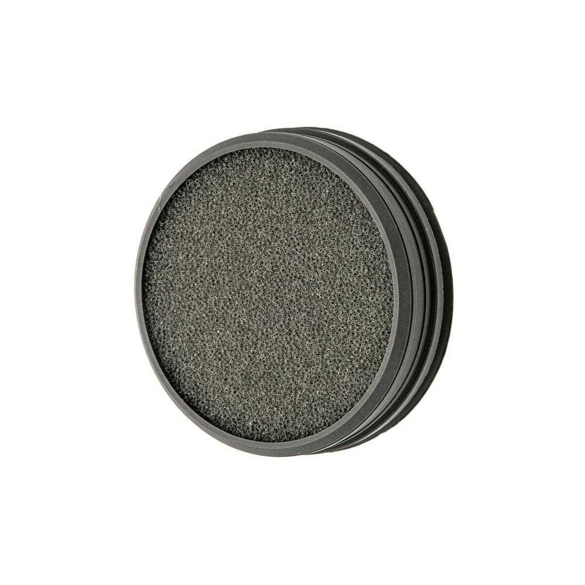 Filtre en mousse grise dans un anneau noir sur fond blanc.
