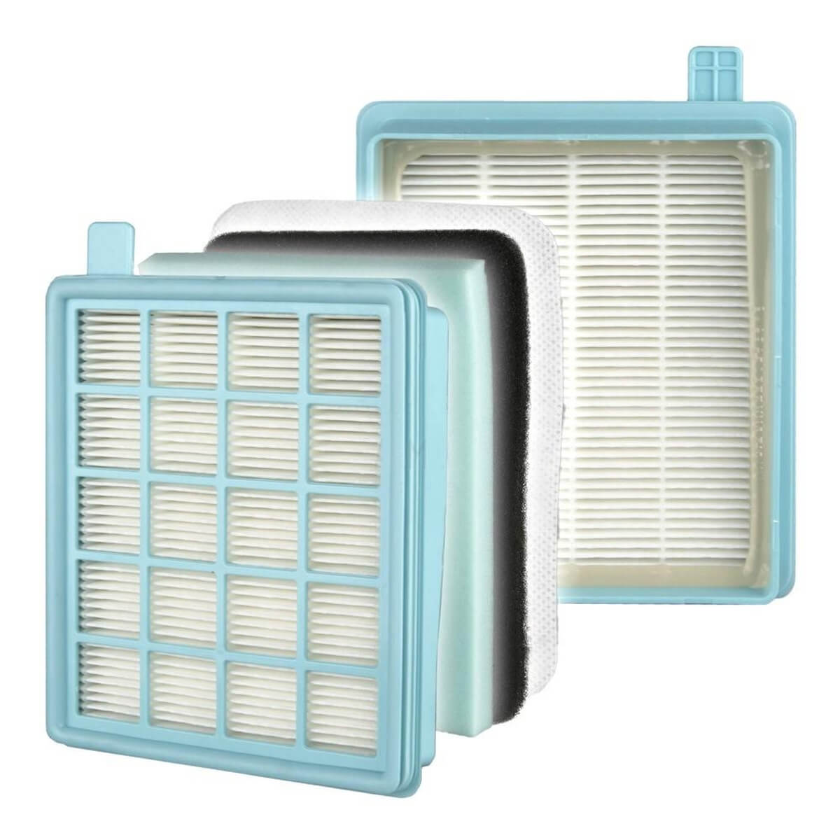 Plusieurs filtres HEPA avec cadres bleus et lamelles blanches sur fond blanc.
