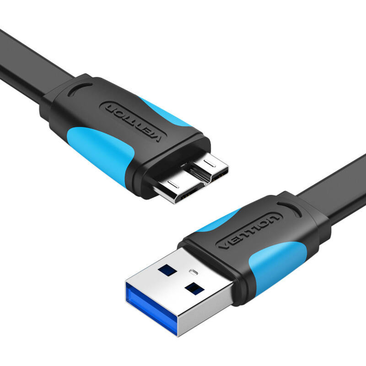 Un cavo USB nero con accenti blu, dotato di connettori USB-A e Micro-USB.