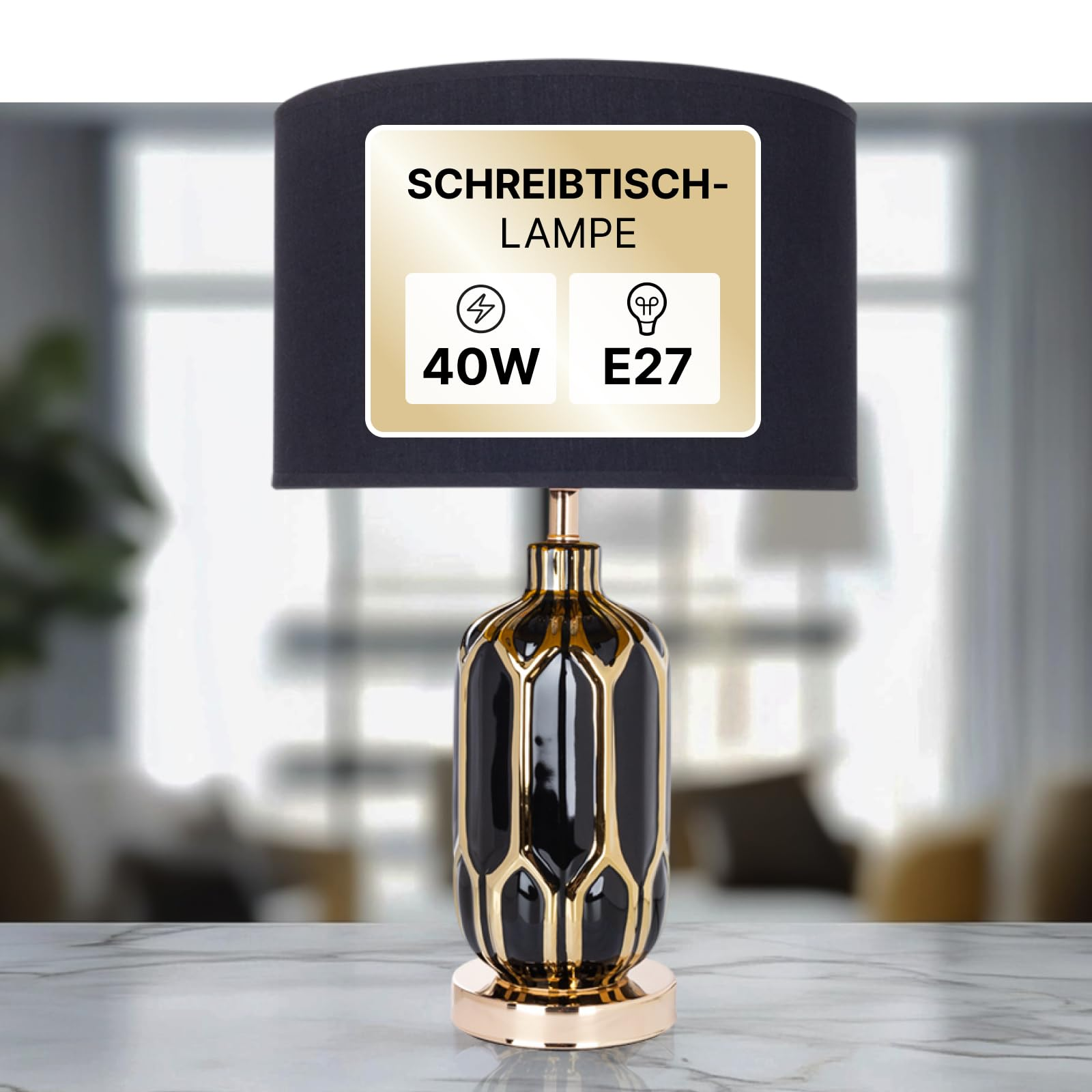 Eine schwarze Schreibtischlampe mit goldenen Akzenten und einem rechteckigen Etikett.