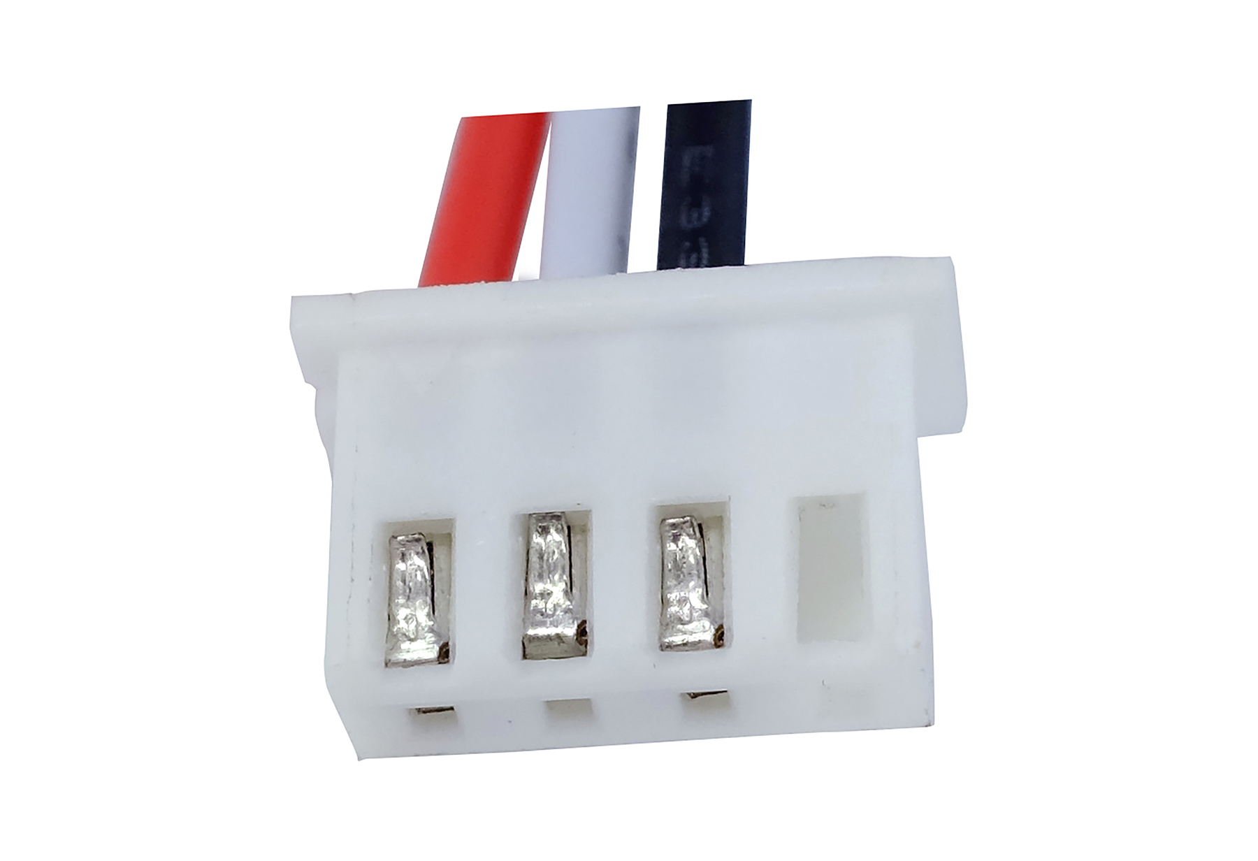 Ein weißer Stecker mit drei Kabeln: rot, weiß und schwarz.