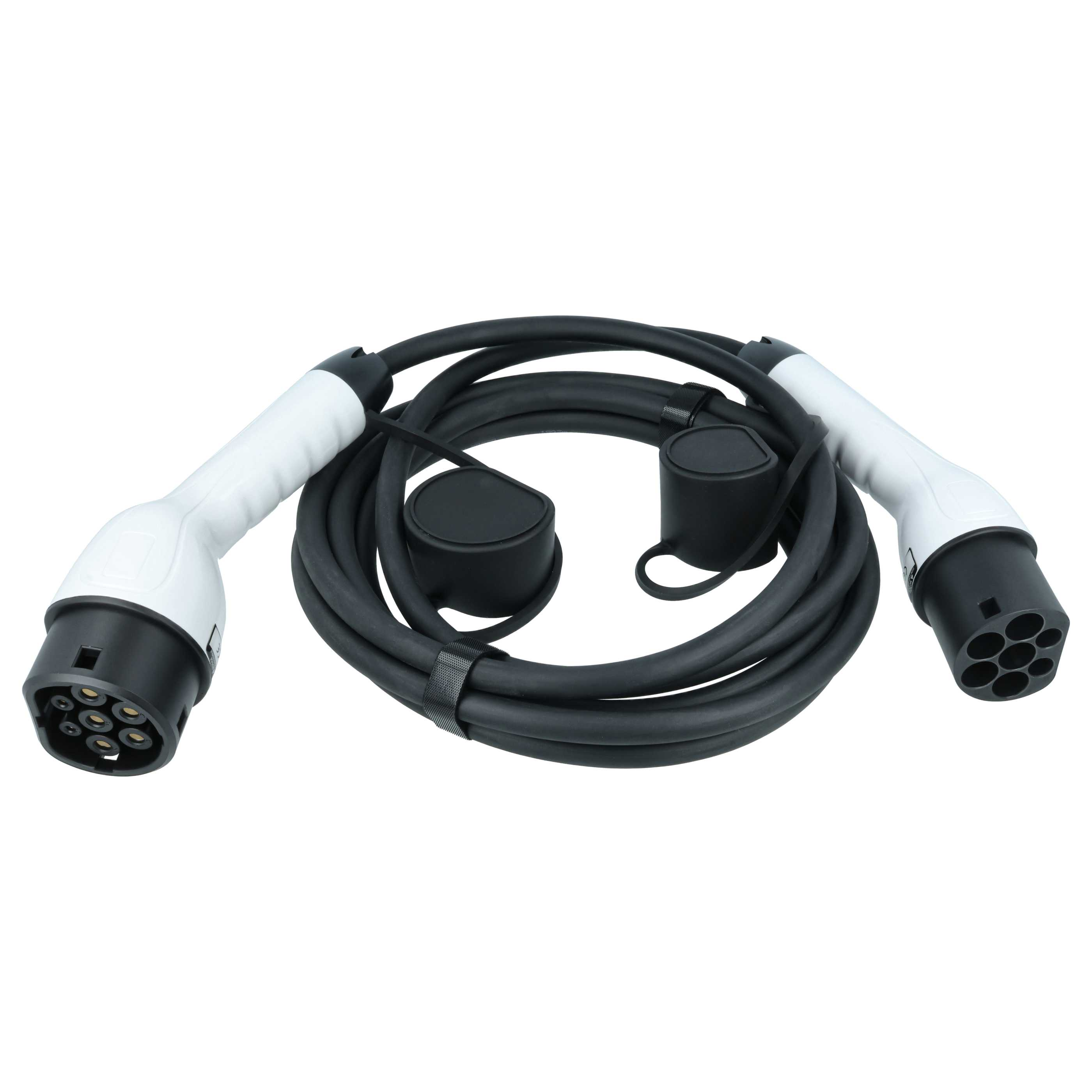 Ein schwarzes Ladekabel mit weißen Anschlüssen und Schutzkappen.