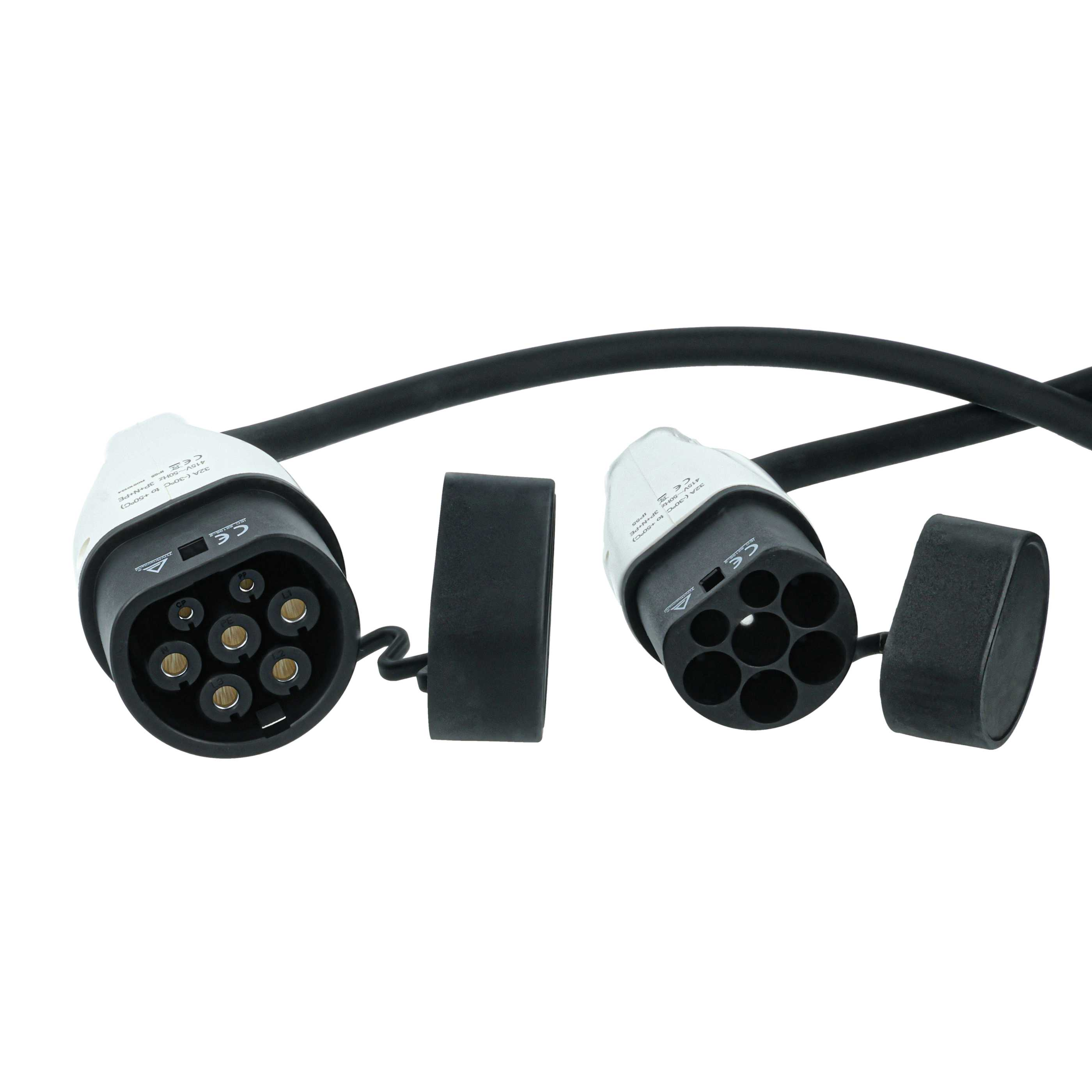 Zwei weiße und schwarze Elektroauto-Ladekabel-Steckverbinder mit Schutzkappen.