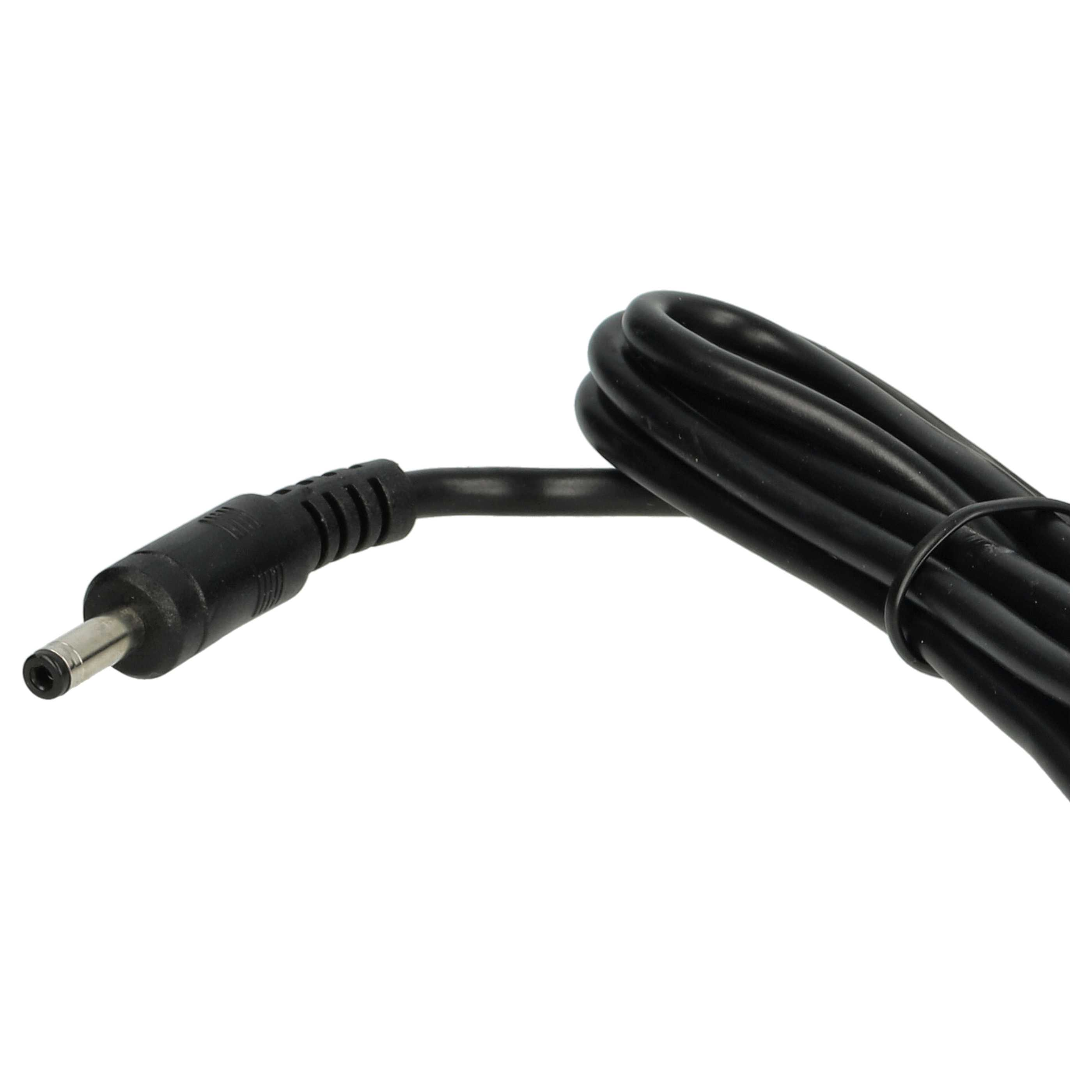 Ein schwarzes Kabel mit einem runden Stecker, das auf weißem Hintergrund liegt.