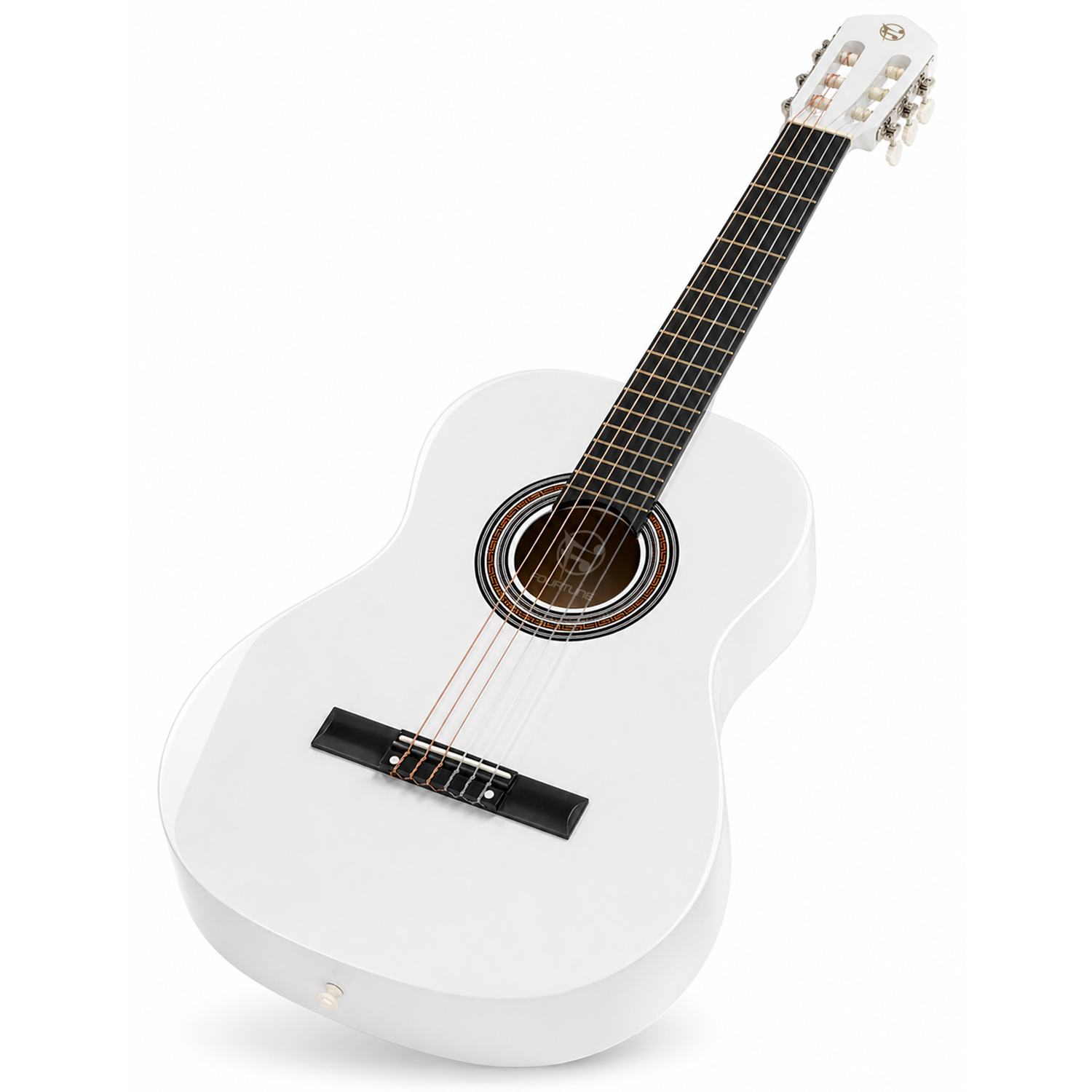 Parlak beyaz akustik gitar, altı telli, siyah köprülü ve süslü ses deliği.